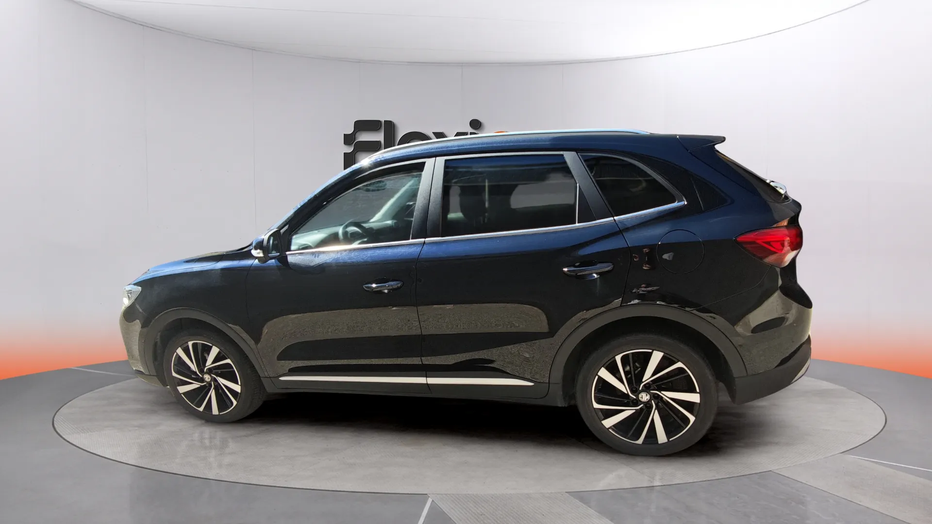 MG ZS Hybrid+ Luxury - foto 8