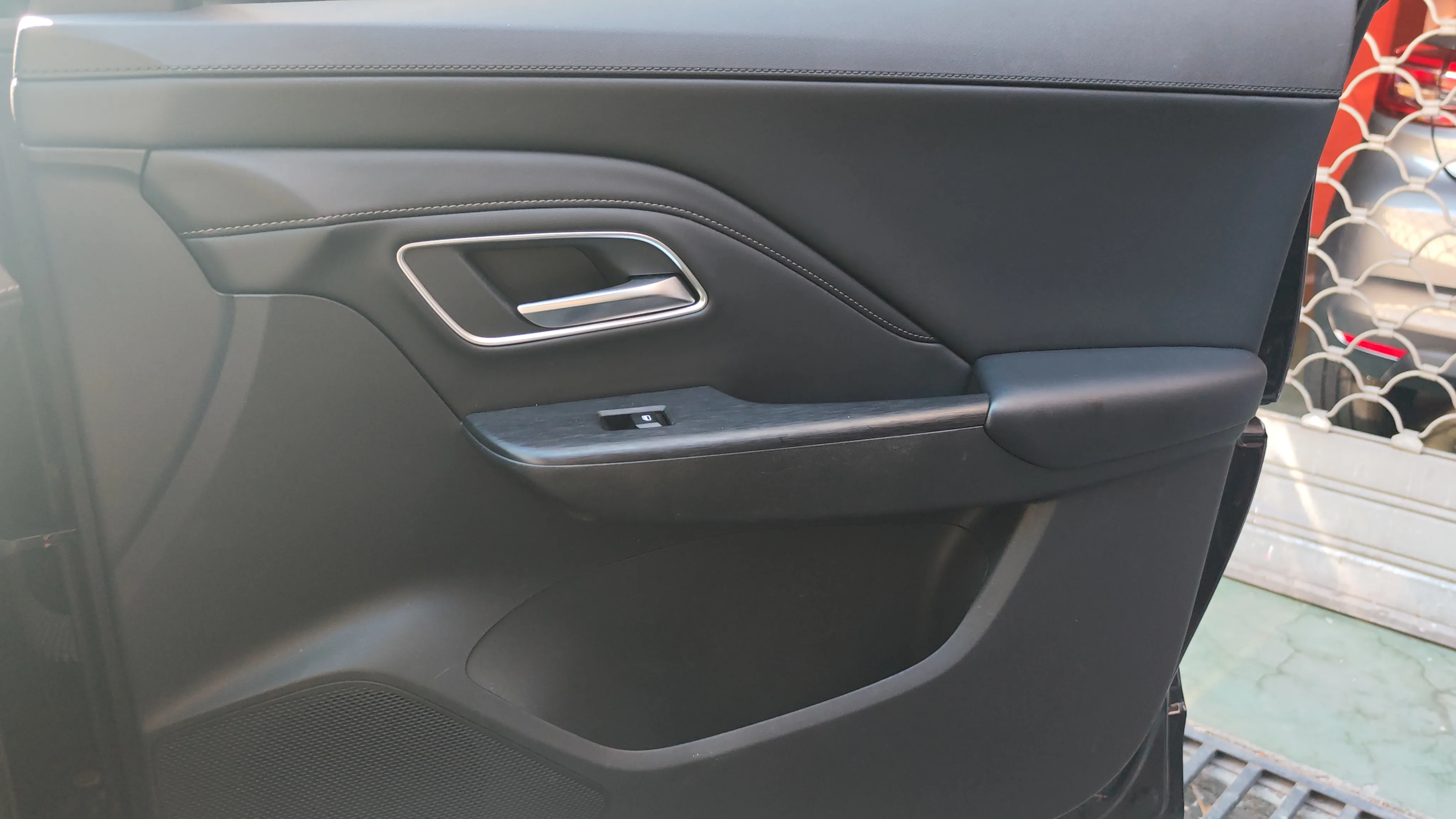 MG ZS Hybrid+ Luxury - foto 19