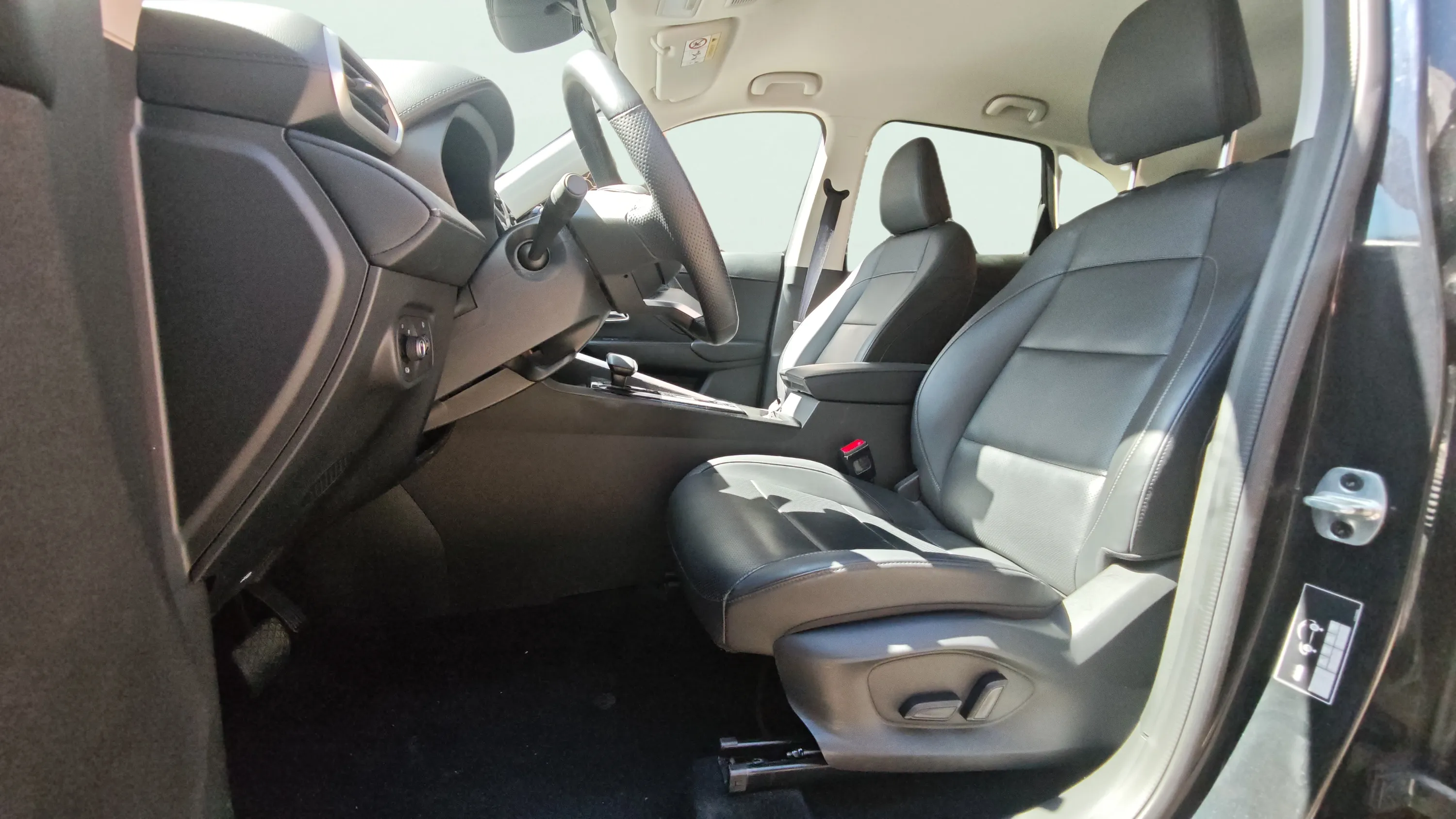 MG ZS Hybrid+ Luxury - foto 6