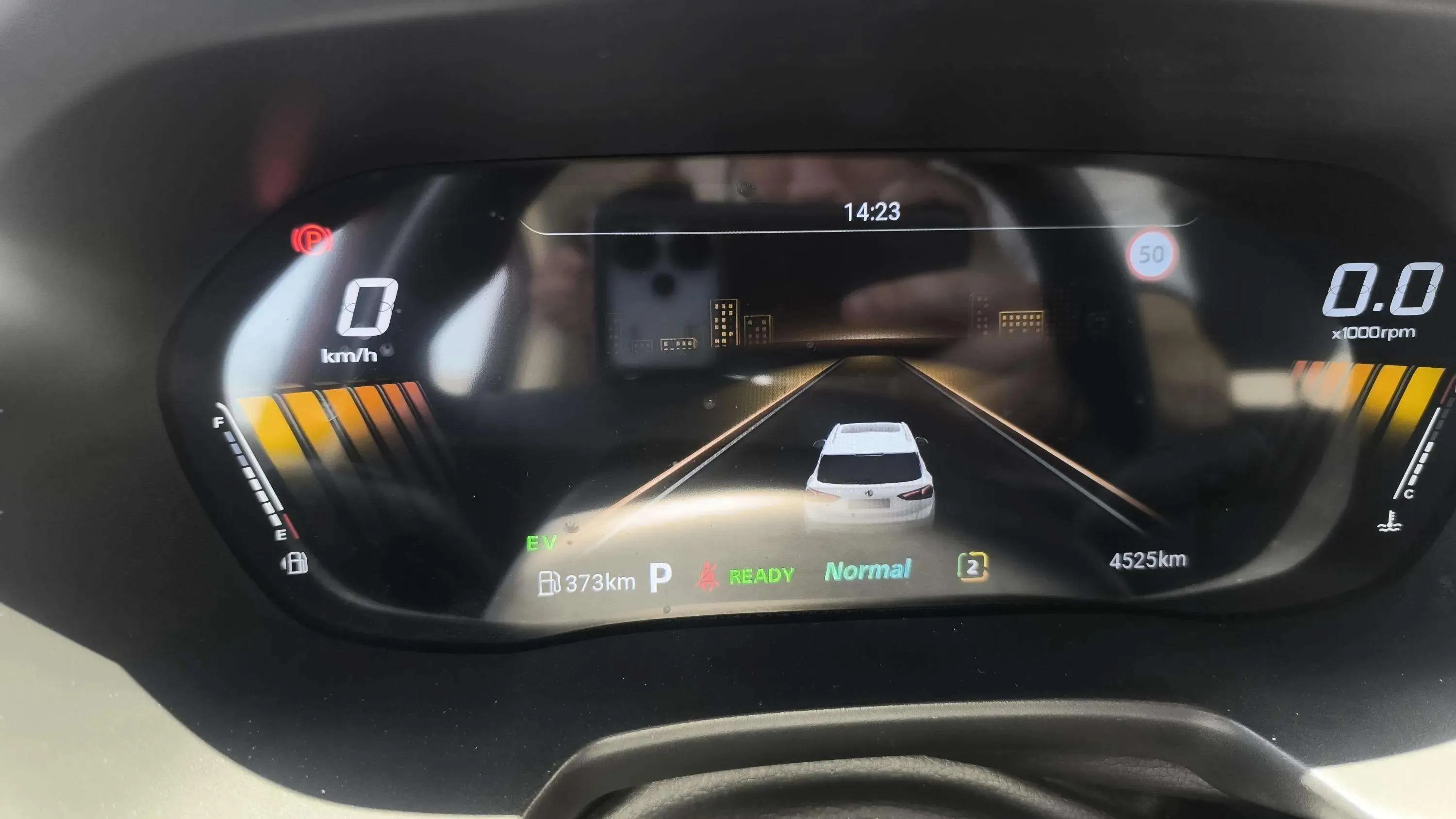 MG ZS Hybrid+ Standard - foto 12