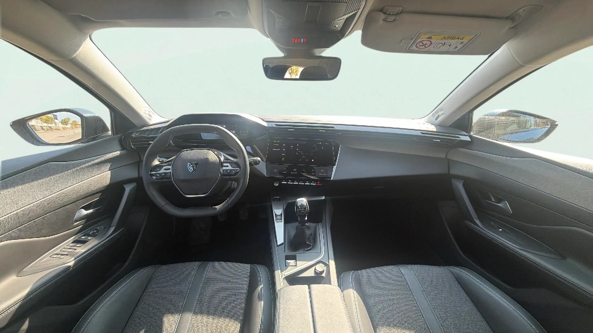 Peugeot 308 Allure PureTech 130 - foto 15