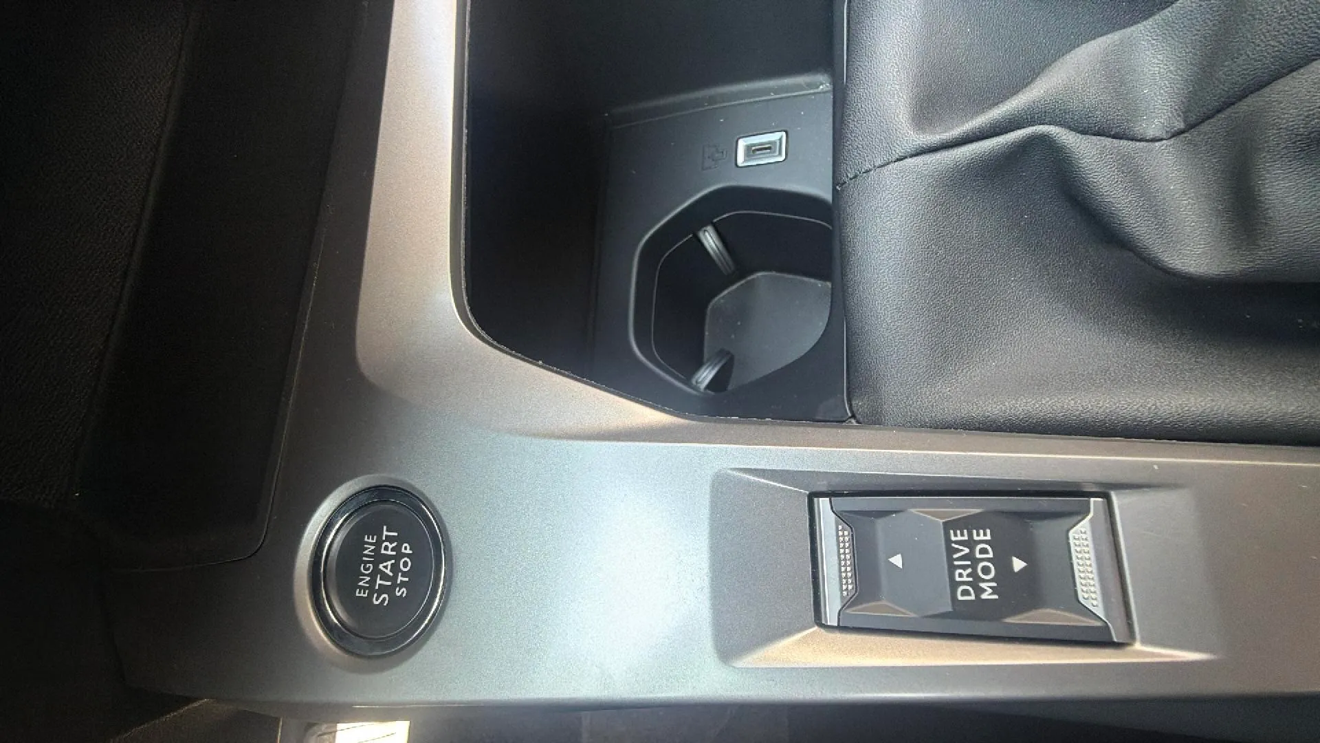 Peugeot 308 Allure PureTech 130 - foto 19