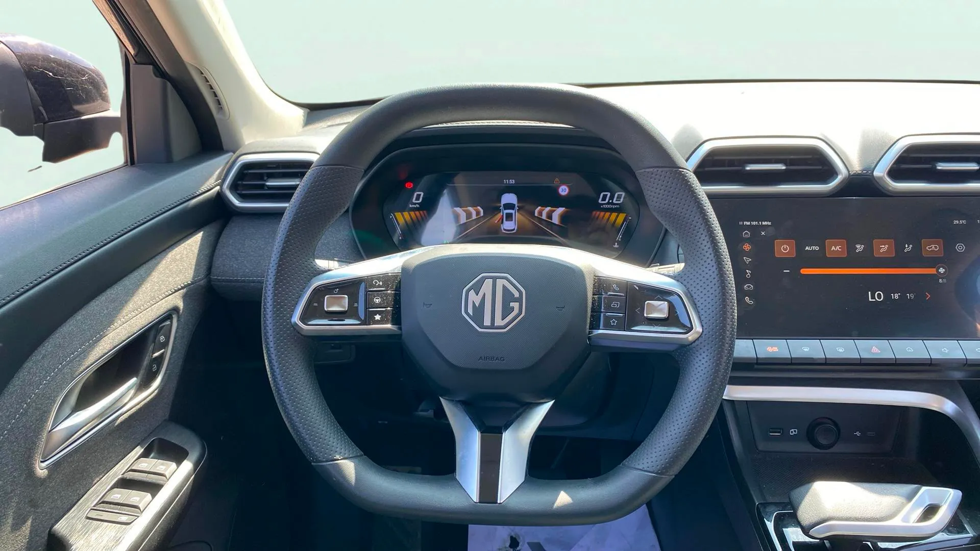 MG ZS Hybrid+ Standard - foto 10