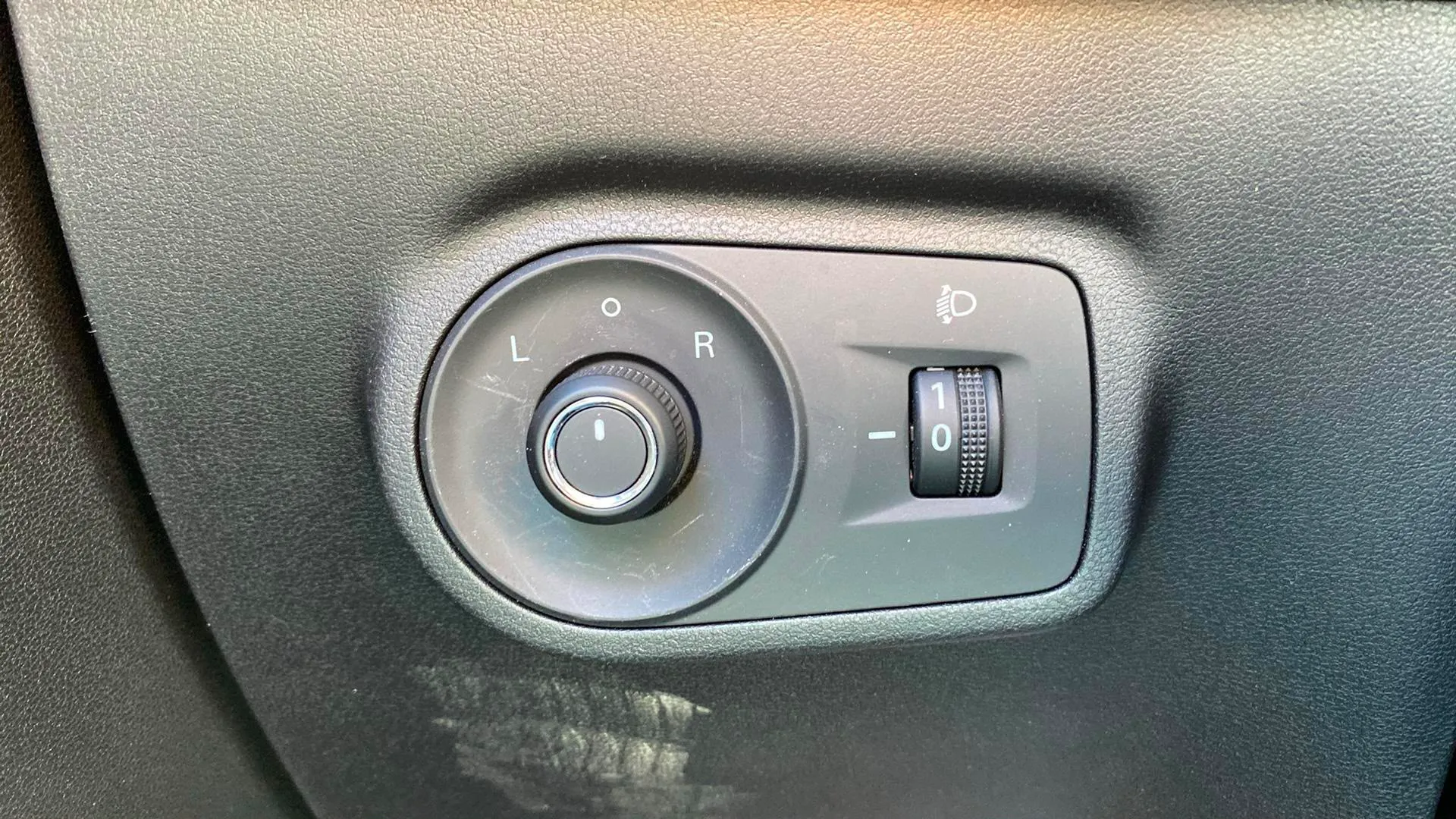 MG ZS Hybrid+ Standard - foto 8