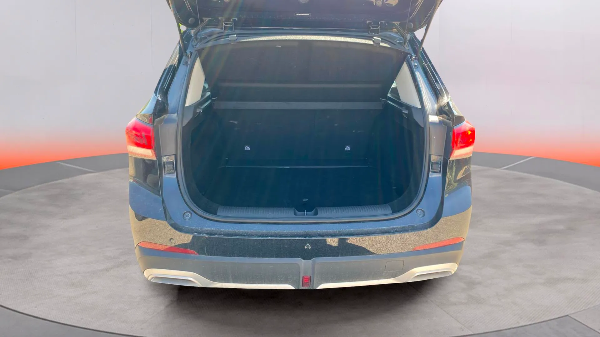 MG ZS Hybrid+ Standard - foto 4