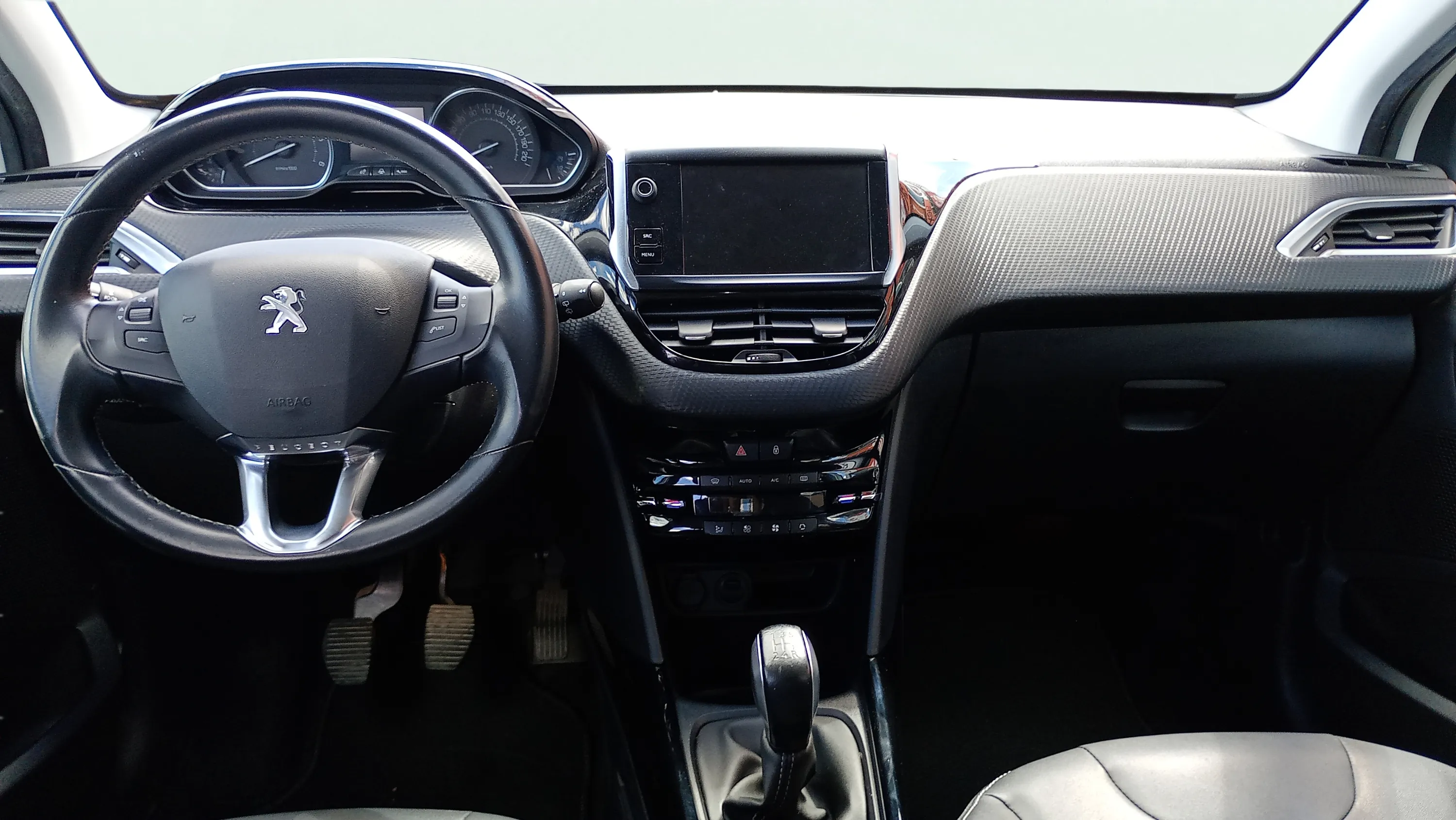 Peugeot 2008 Active BlueHDi 100 BVM6 - foto 9