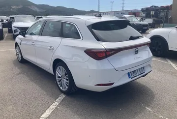 seat leon familiar sp 14 e hybrid dsg s amps xcellence go l hibrido enchufable automatica arval barcelona 903000000261661