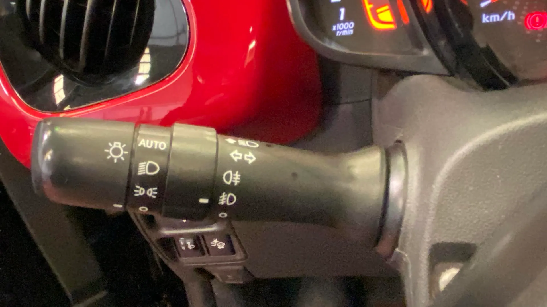 Toyota Aygo 1.0 70 x-style - foto 23