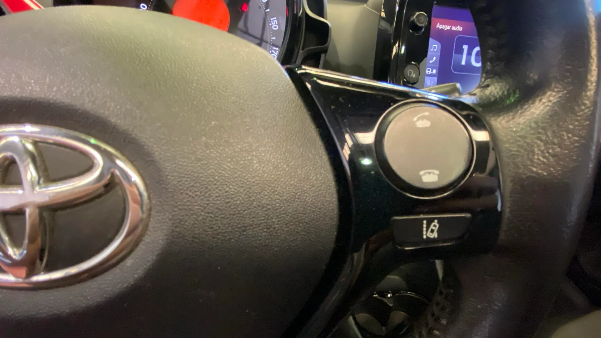 Toyota Aygo 1.0 70 x-style - foto 22