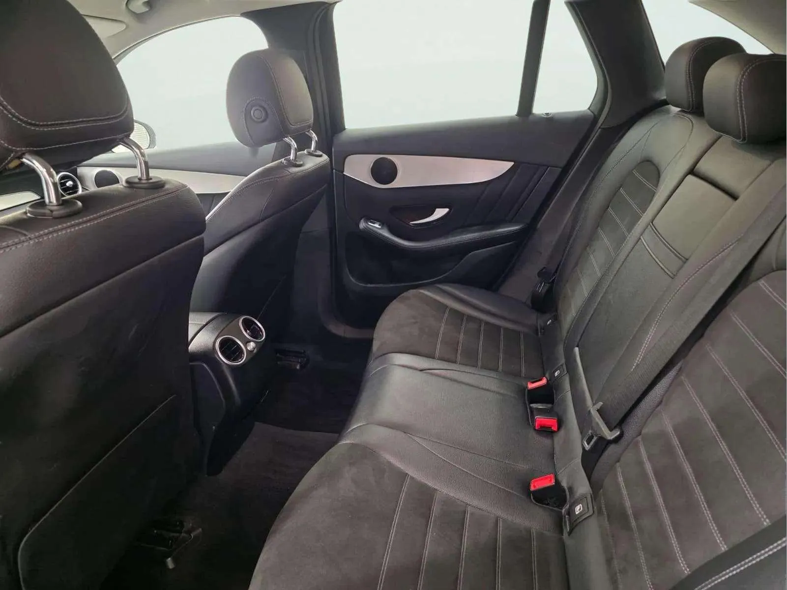 Mercedes-Benz GLC 220 d 4MATIC - foto 17