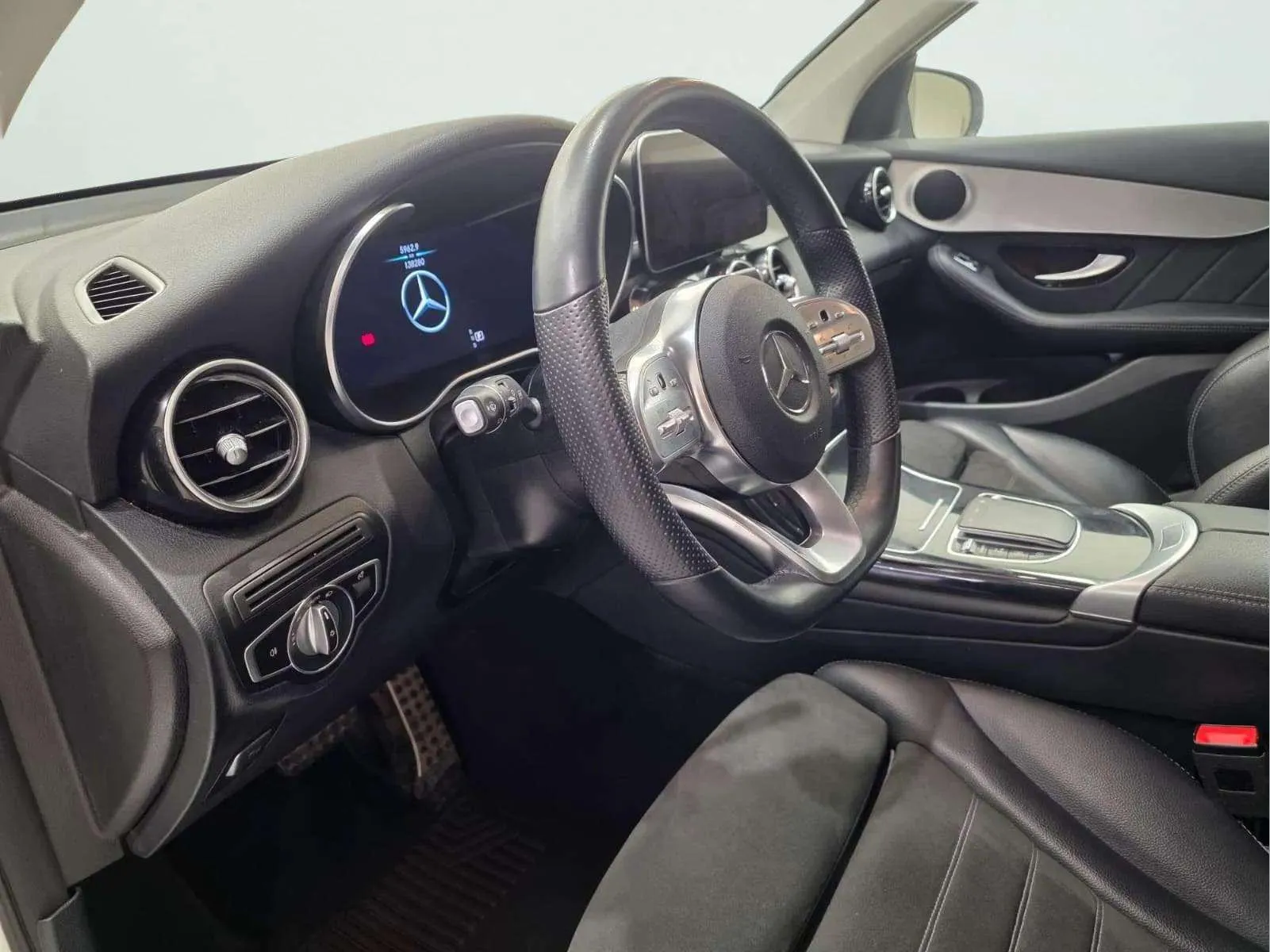 Mercedes-Benz GLC 220 d 4MATIC - foto 11