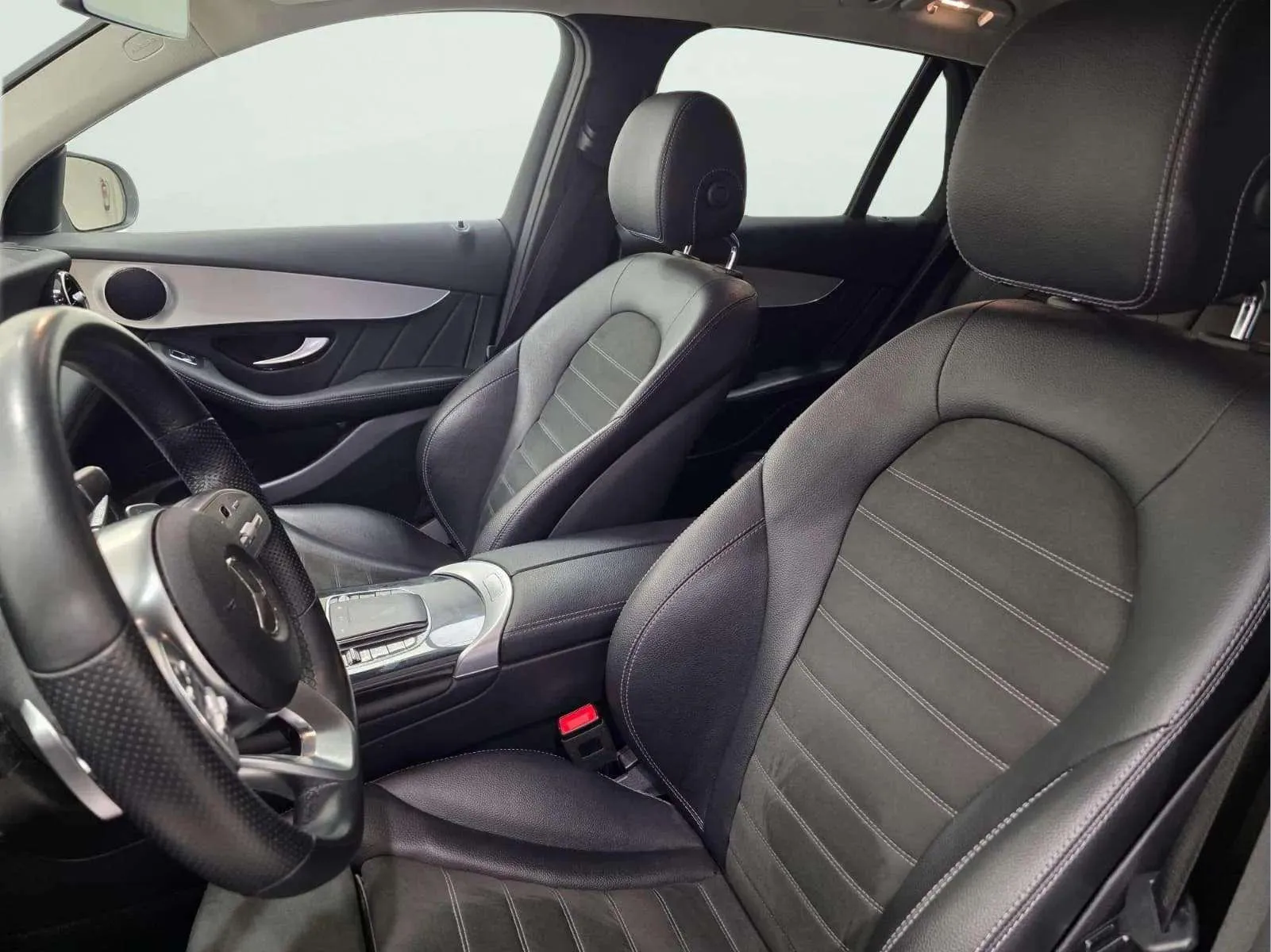 Mercedes-Benz GLC 220 d 4MATIC - foto 12