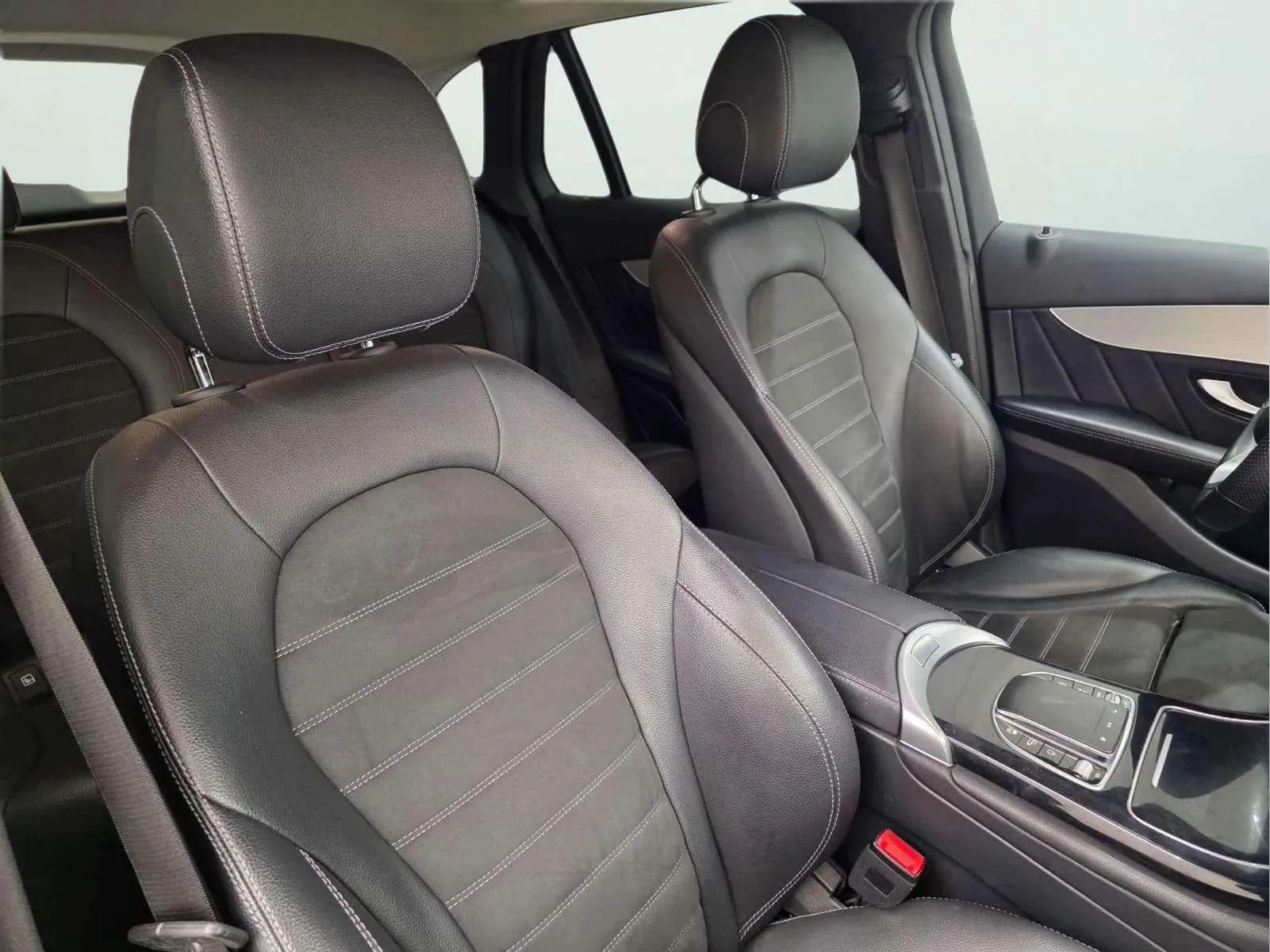 Mercedes-Benz GLC 220 d 4MATIC - foto 14