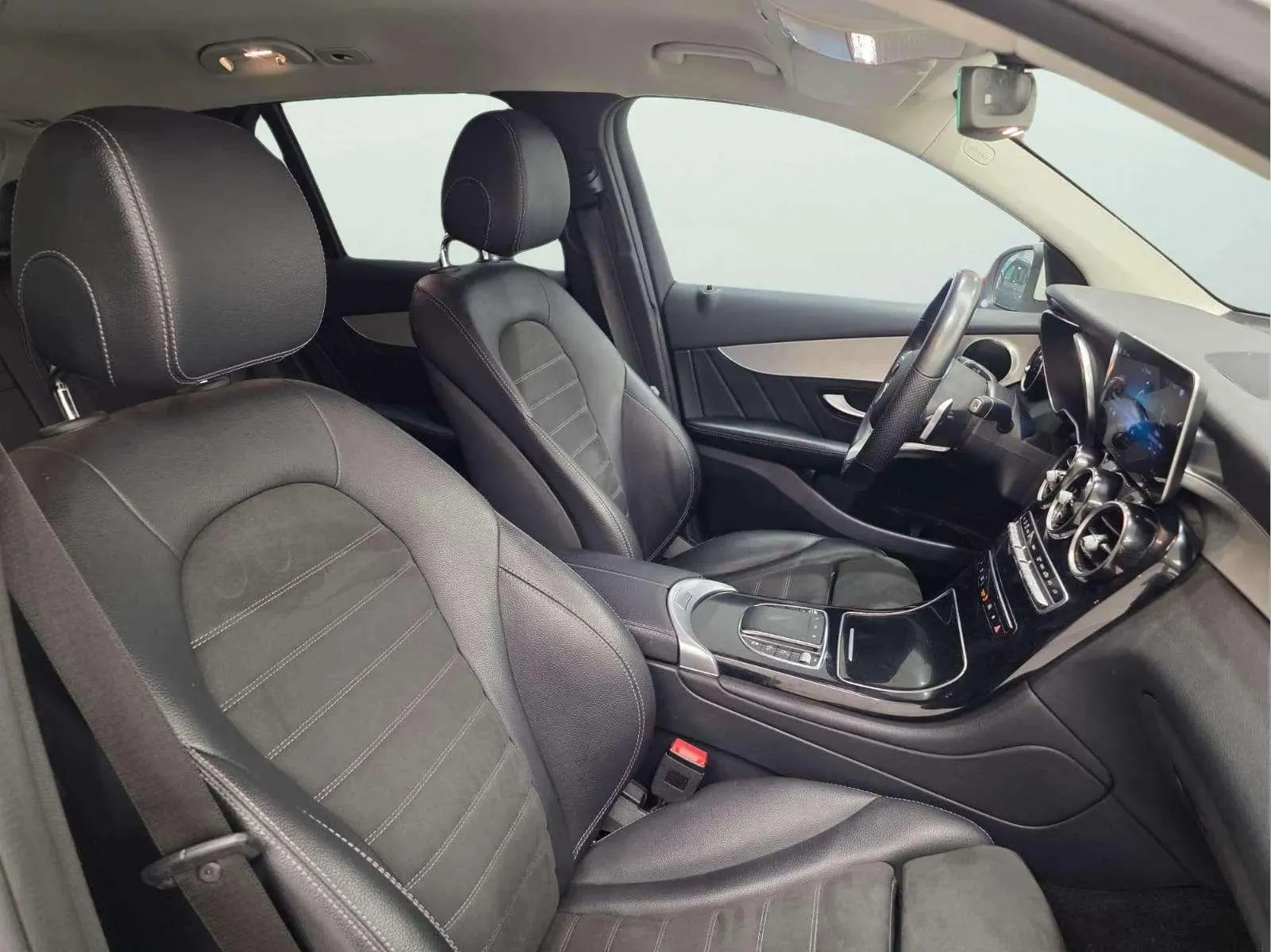 Mercedes-Benz GLC 220 d 4MATIC - foto 13