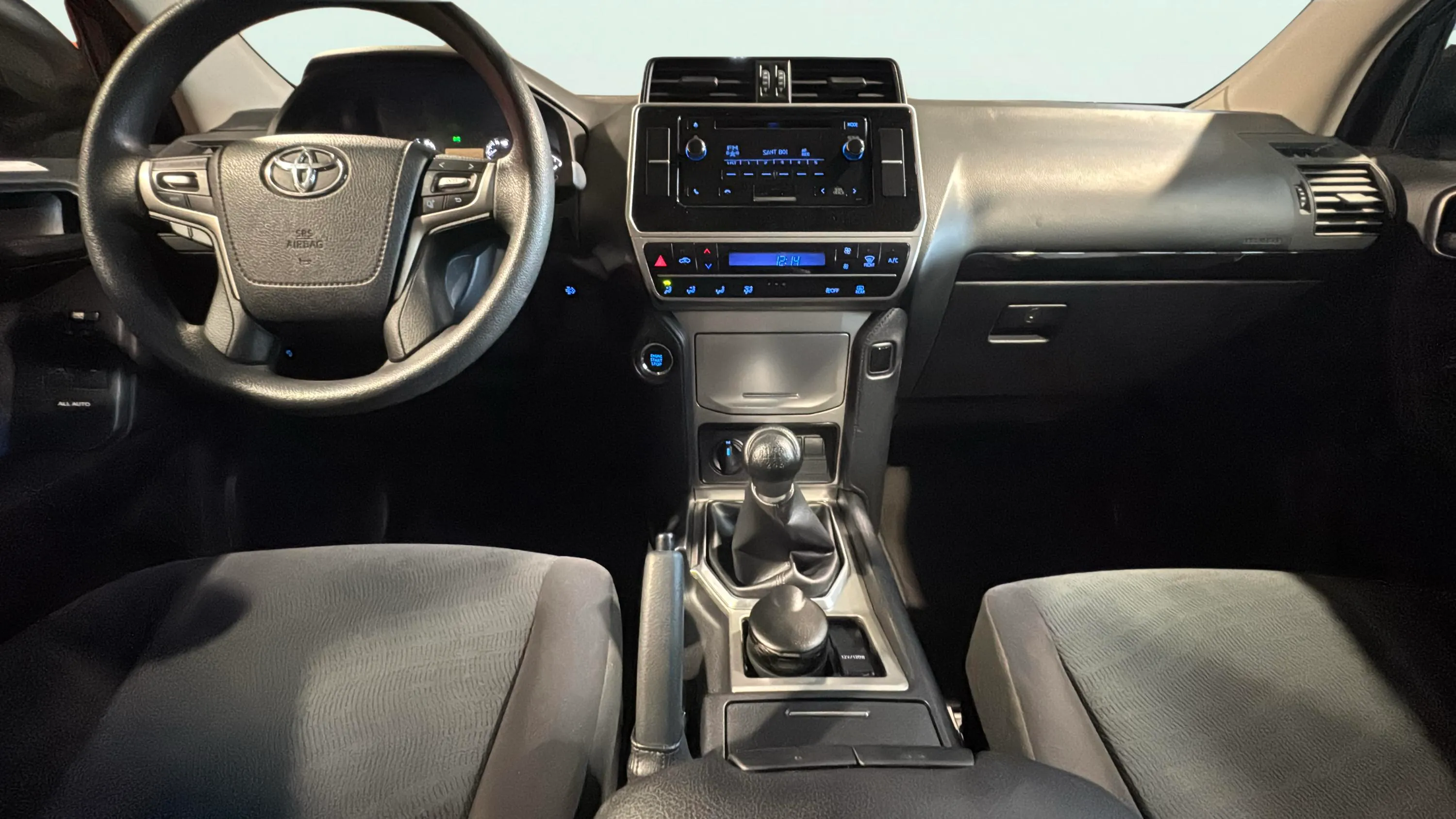 Toyota Land Cruiser 2.8 D-4D GX - foto 13