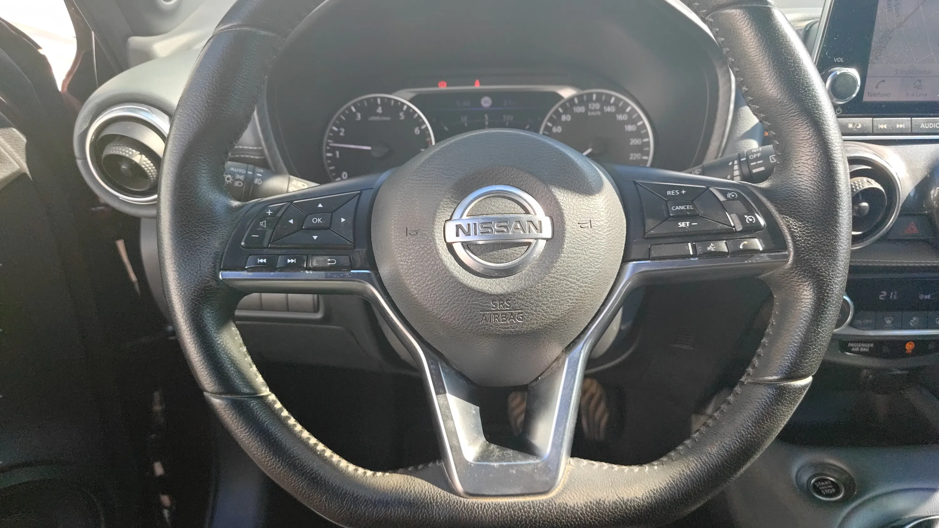 Nissan Juke DIG-T N-Connecta - foto 9