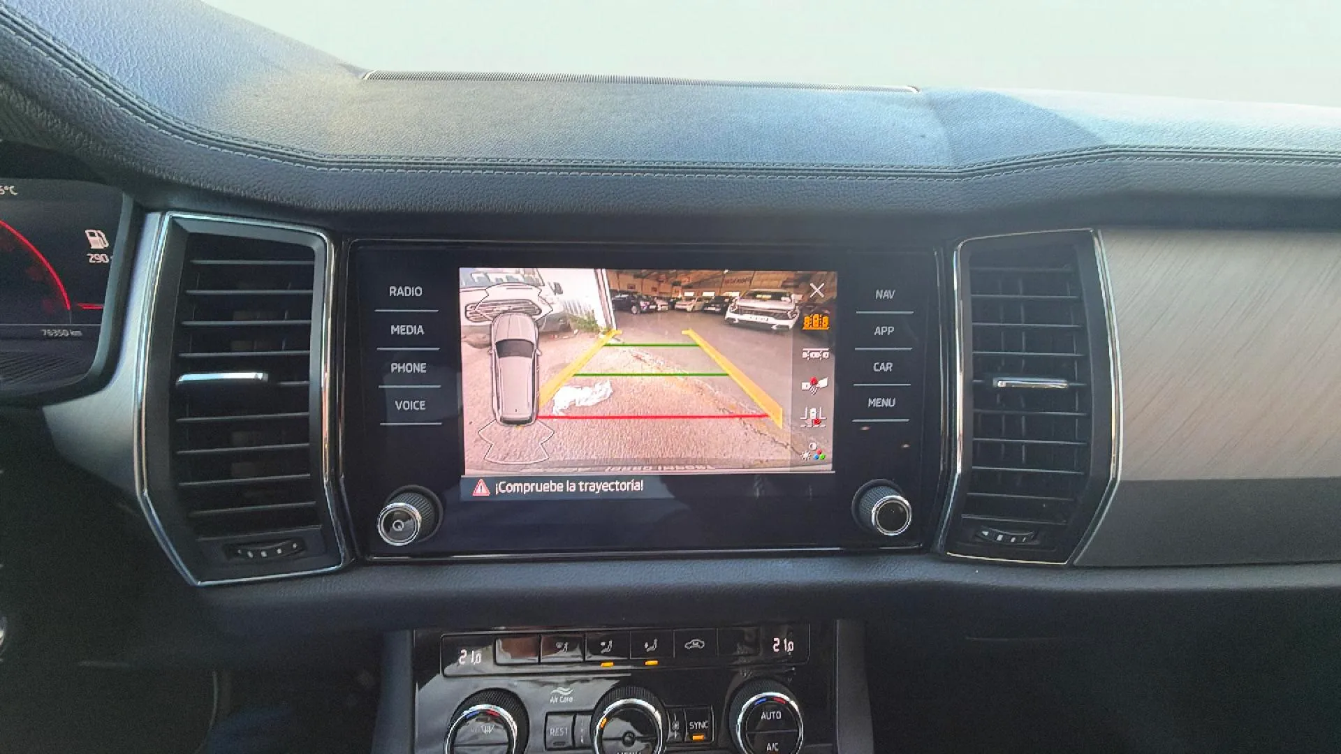 Škoda Kodiaq 2.0 TDI DSG 4x2 Style - foto 13
