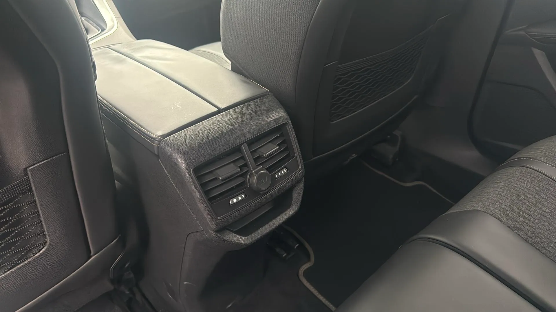Peugeot 3008 1.5L BlueHDi GT Line - foto 23