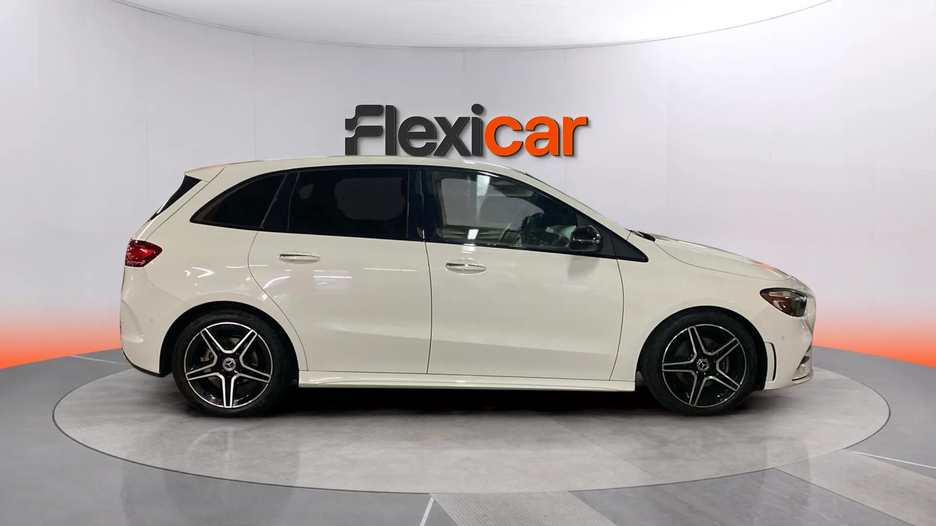 Mercedes-Benz Clase B B 200 d - foto 5