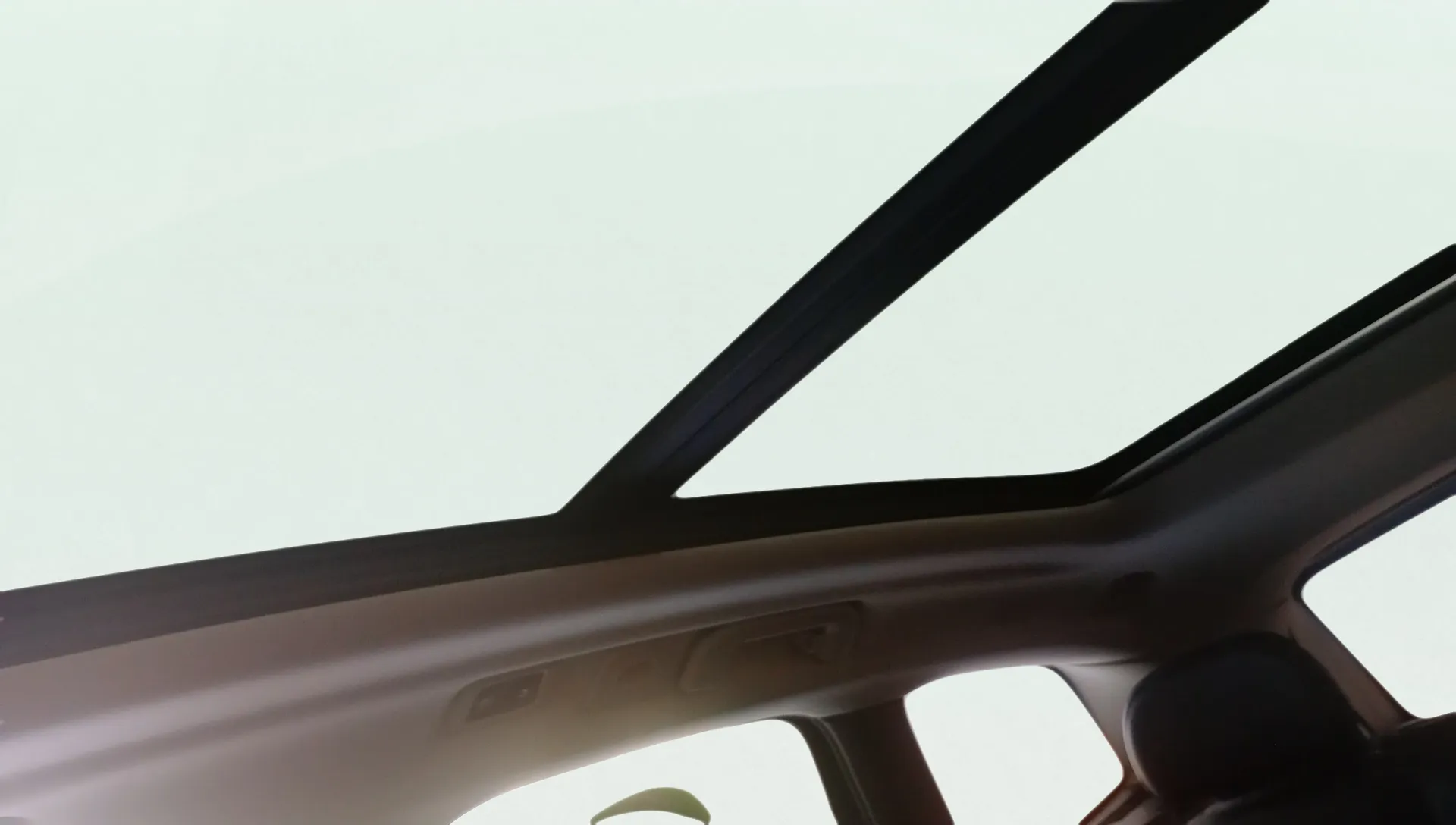 Volvo XC60 2.0 T8 AWD Inscription - foto 9