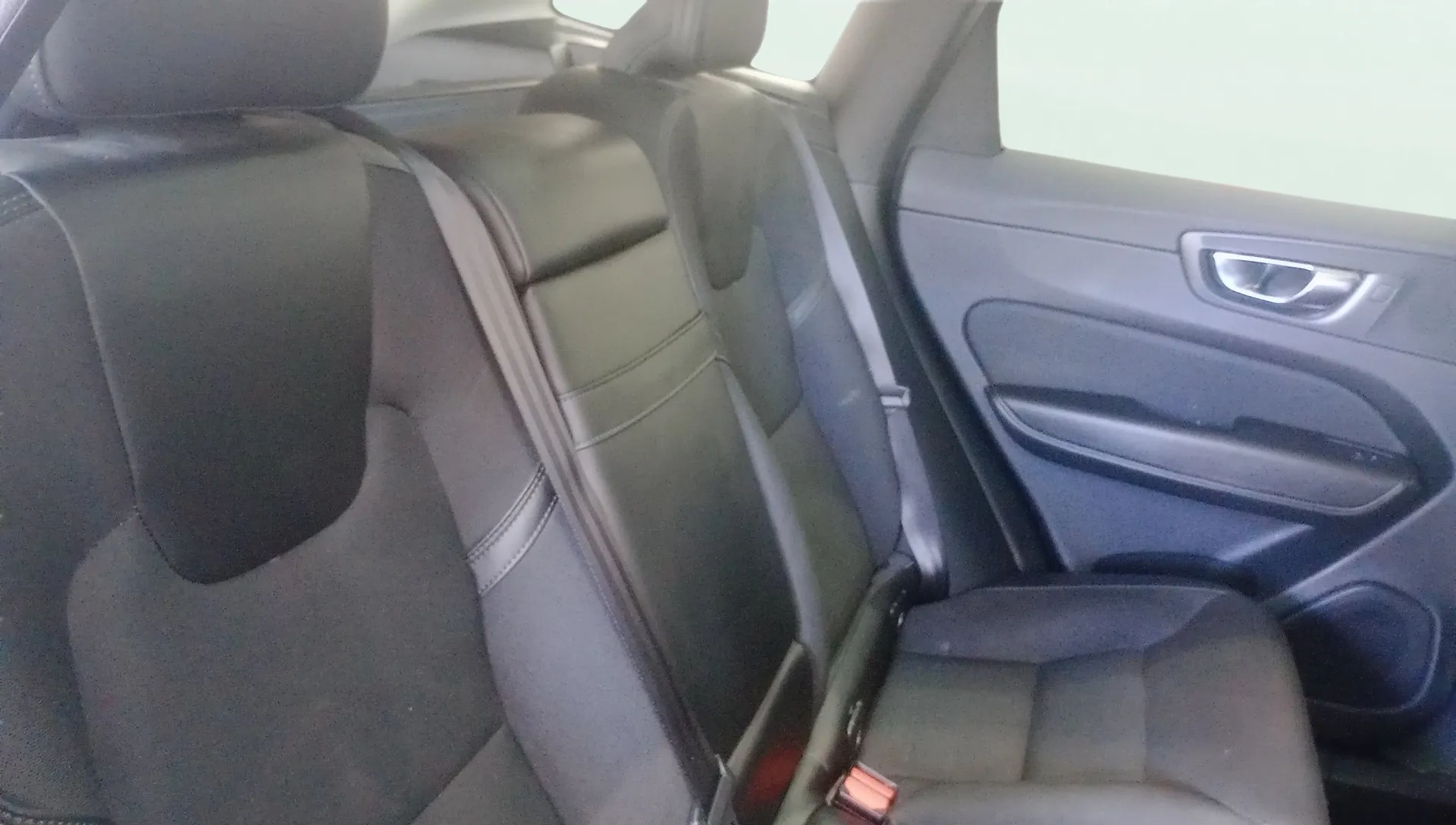 Volvo XC60 2.0 T8 AWD Inscription - foto 10