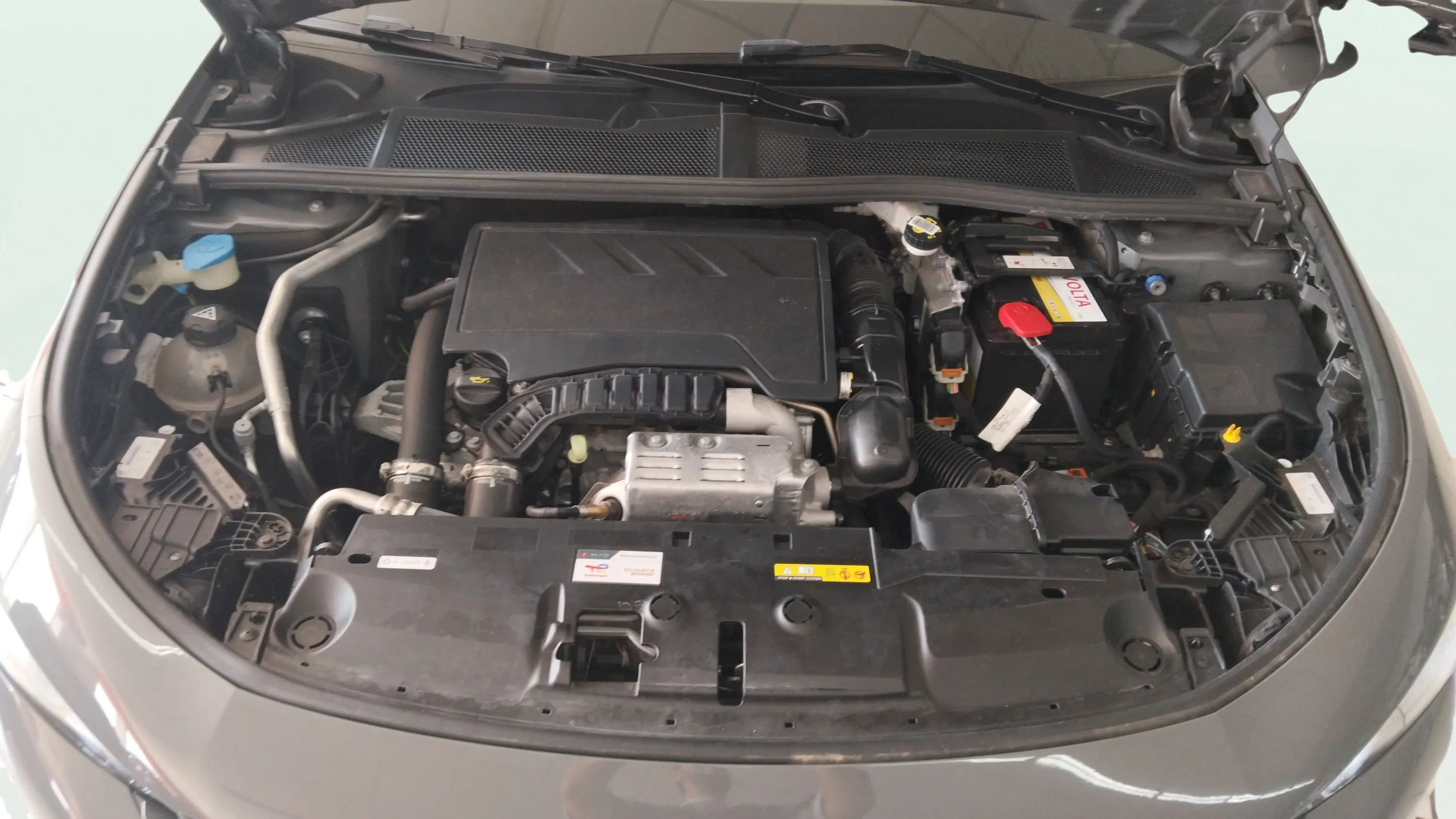 Peugeot 308 Allure PureTech 130 - foto 15