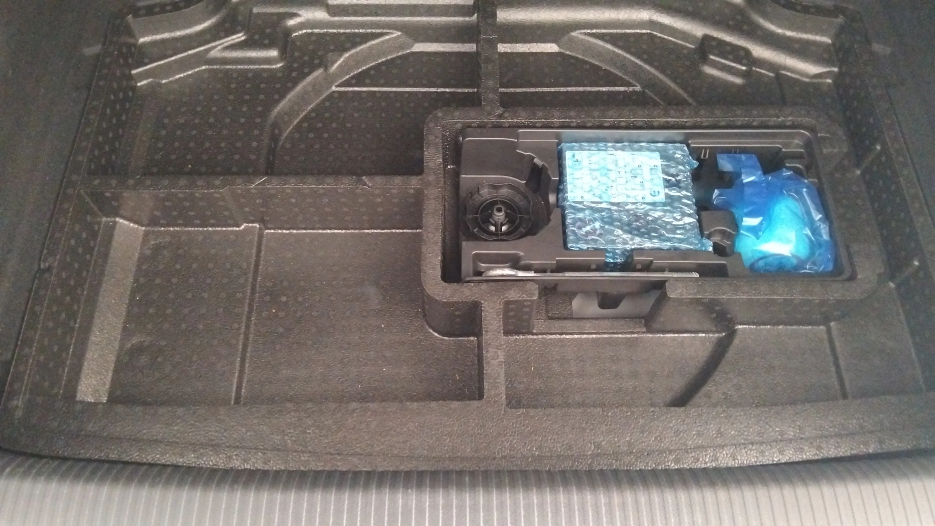 Peugeot 308 Allure PureTech 130 - foto 16