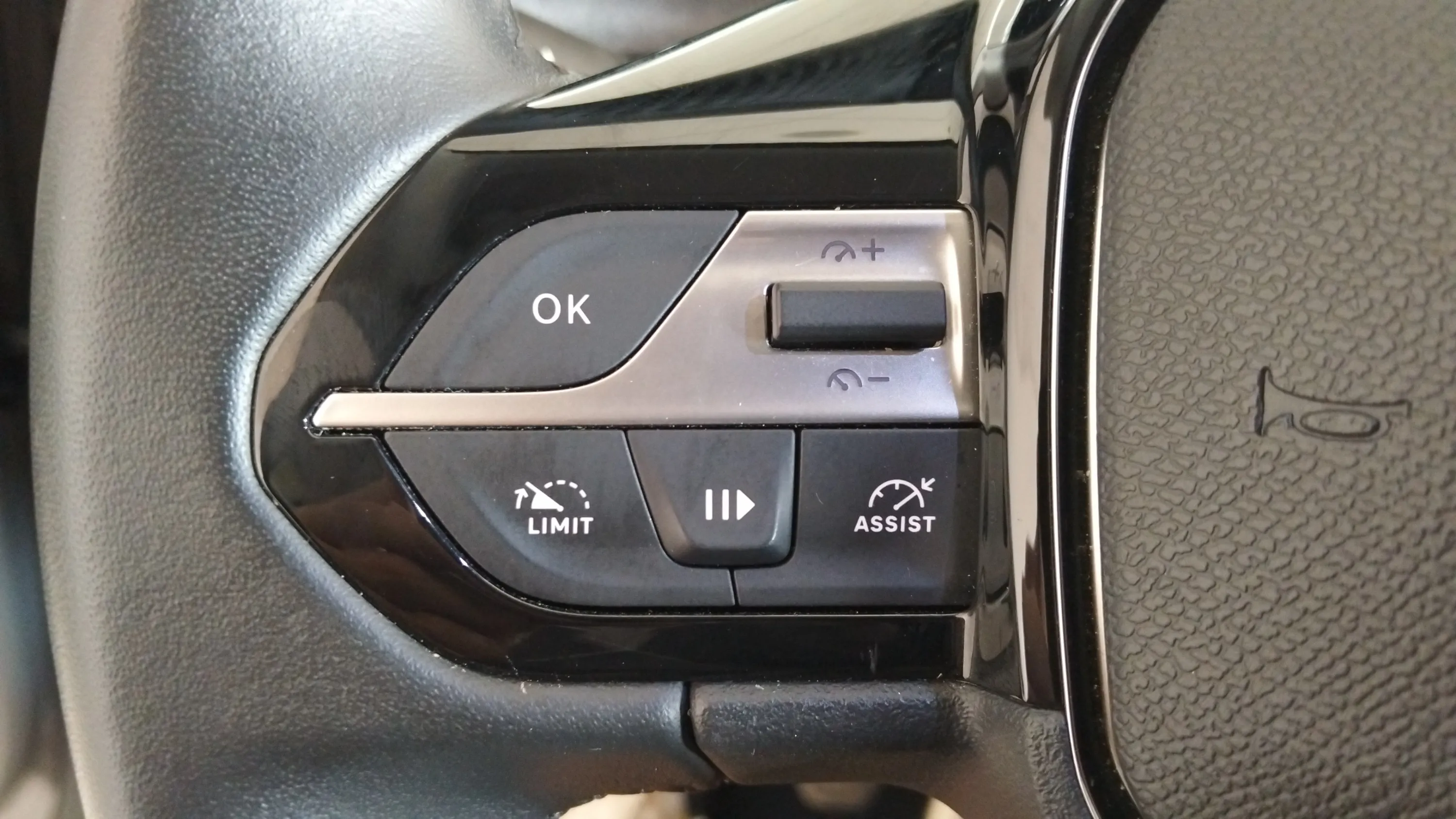 Peugeot 308 Allure PureTech 130 - foto 21