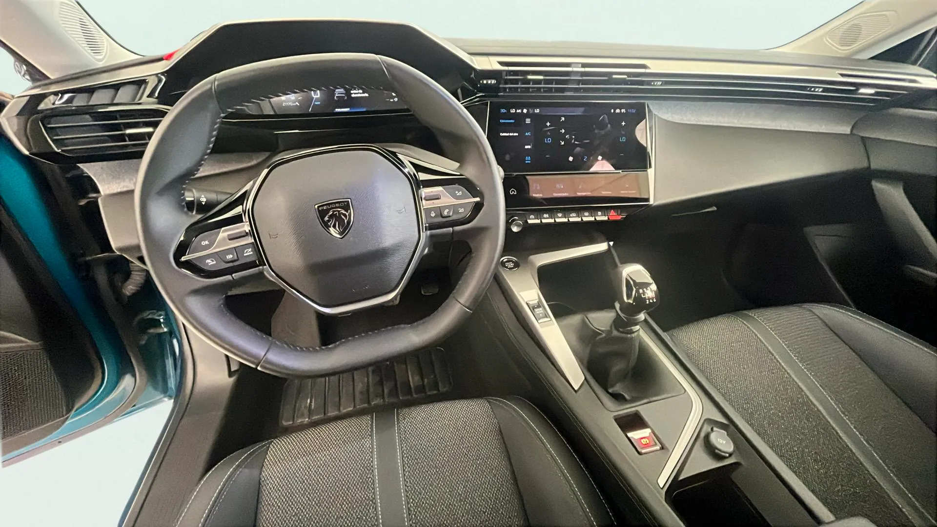 Peugeot 308 Allure PureTech 130 - foto 16