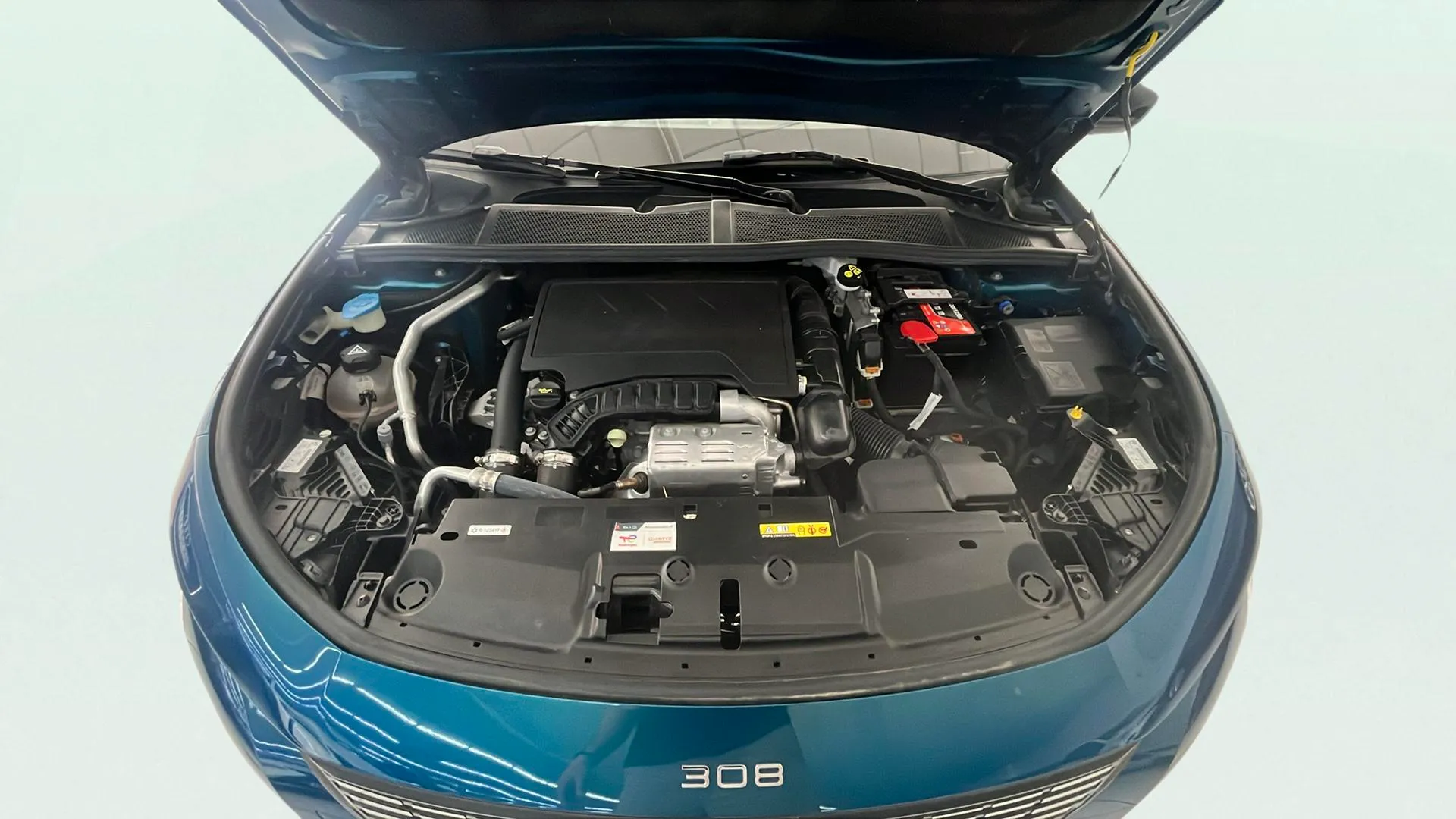 Peugeot 308 Allure PureTech 130 - foto 18