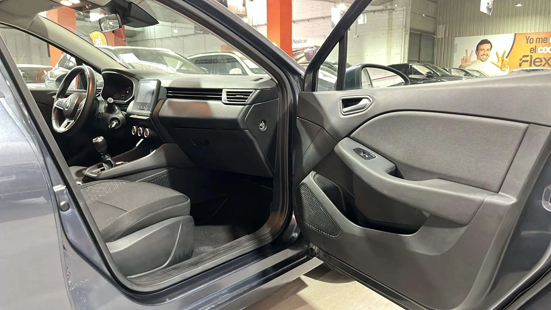 Renault Clio Business TCe - foto 13