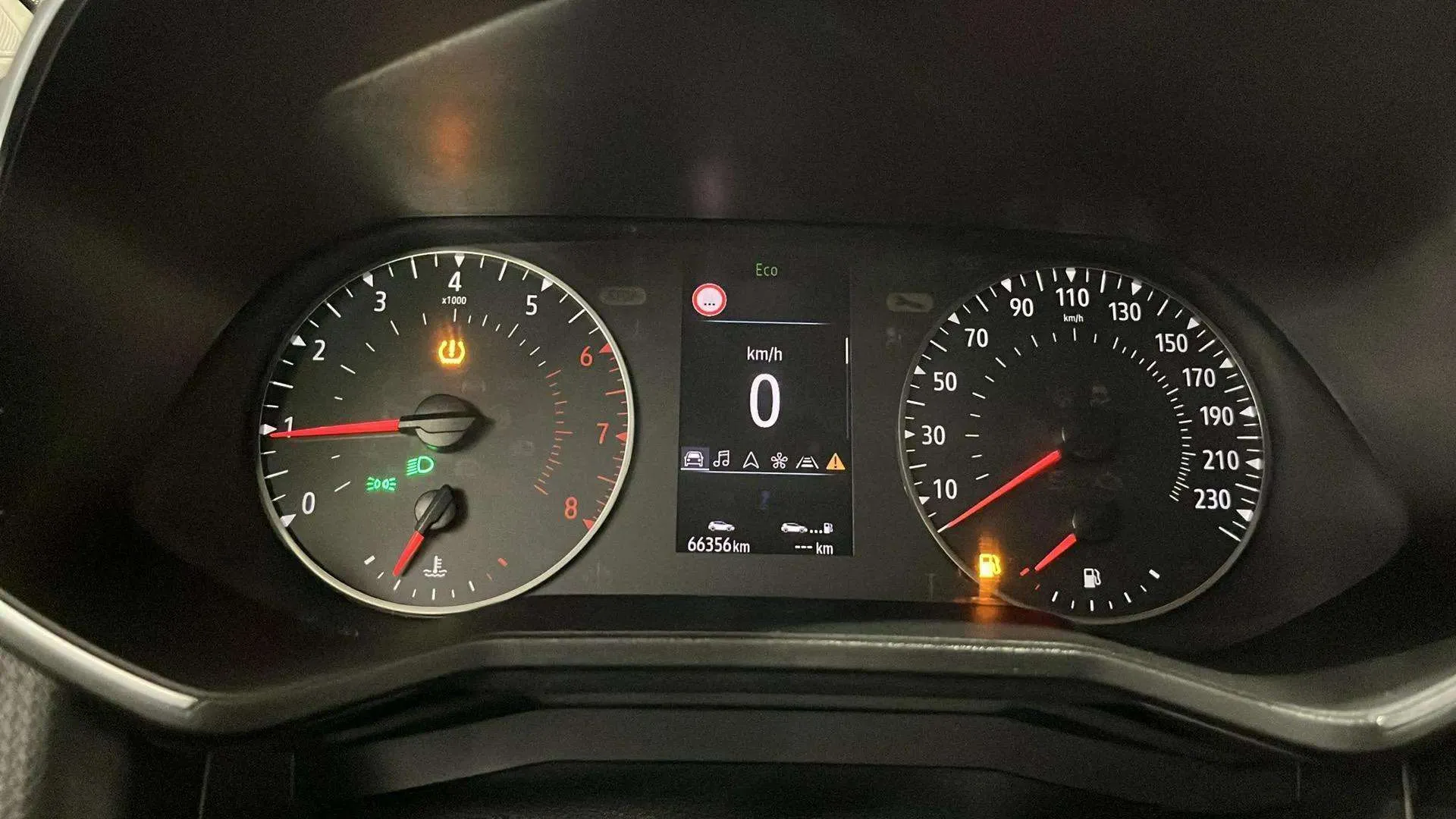 Renault Clio Business TCe - foto 9