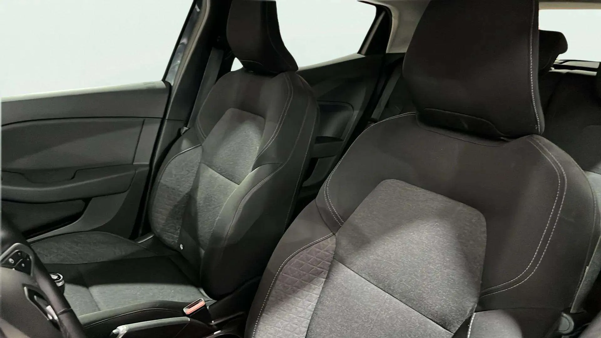 Renault Clio Business TCe - foto 26
