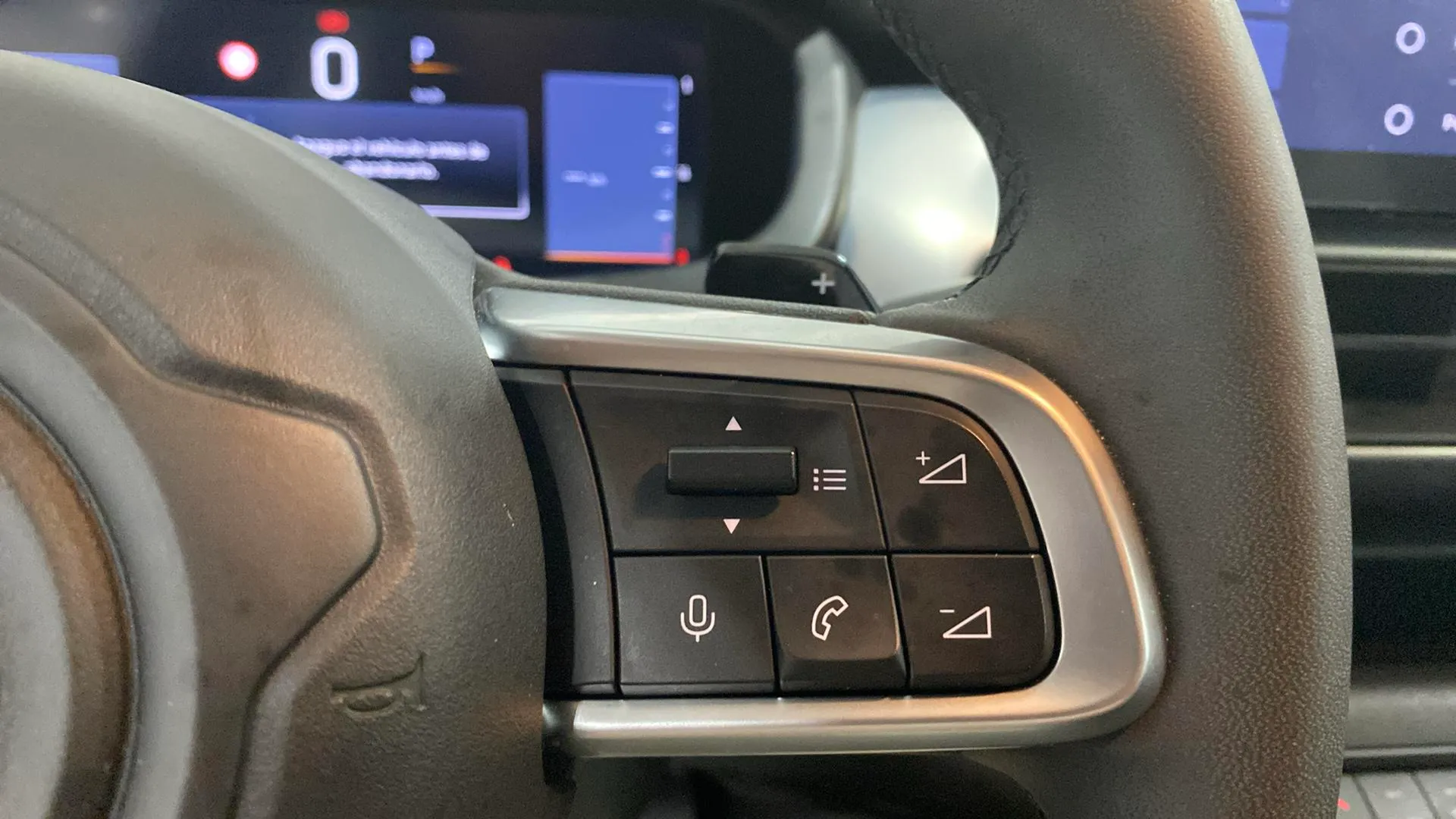 Jeep Avenger 1.2 eHybrid Altitude - foto 13