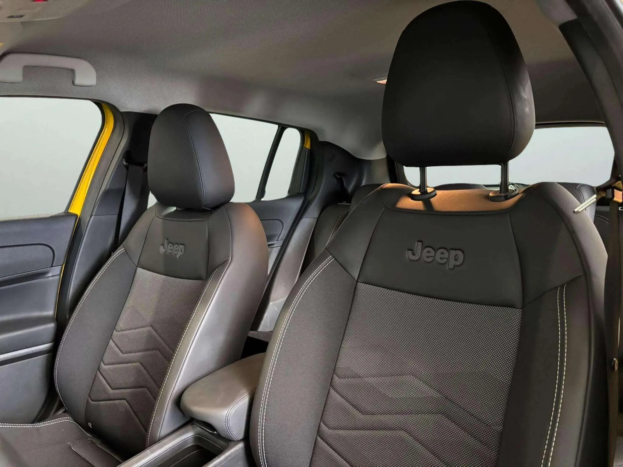 Jeep Avenger 1.2 eHybrid Altitude - foto 10