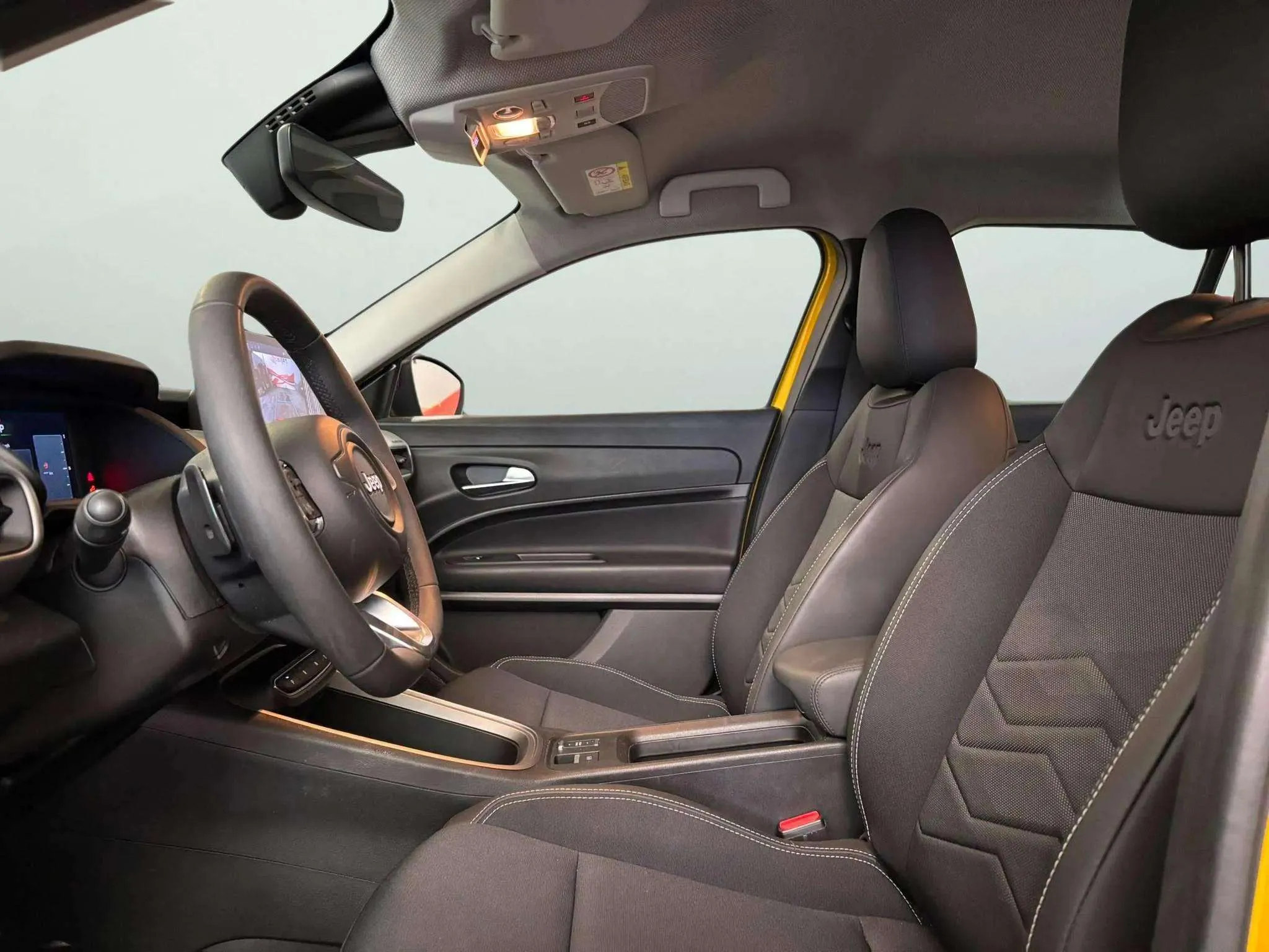 Jeep Avenger 1.2 eHybrid Altitude - foto 9