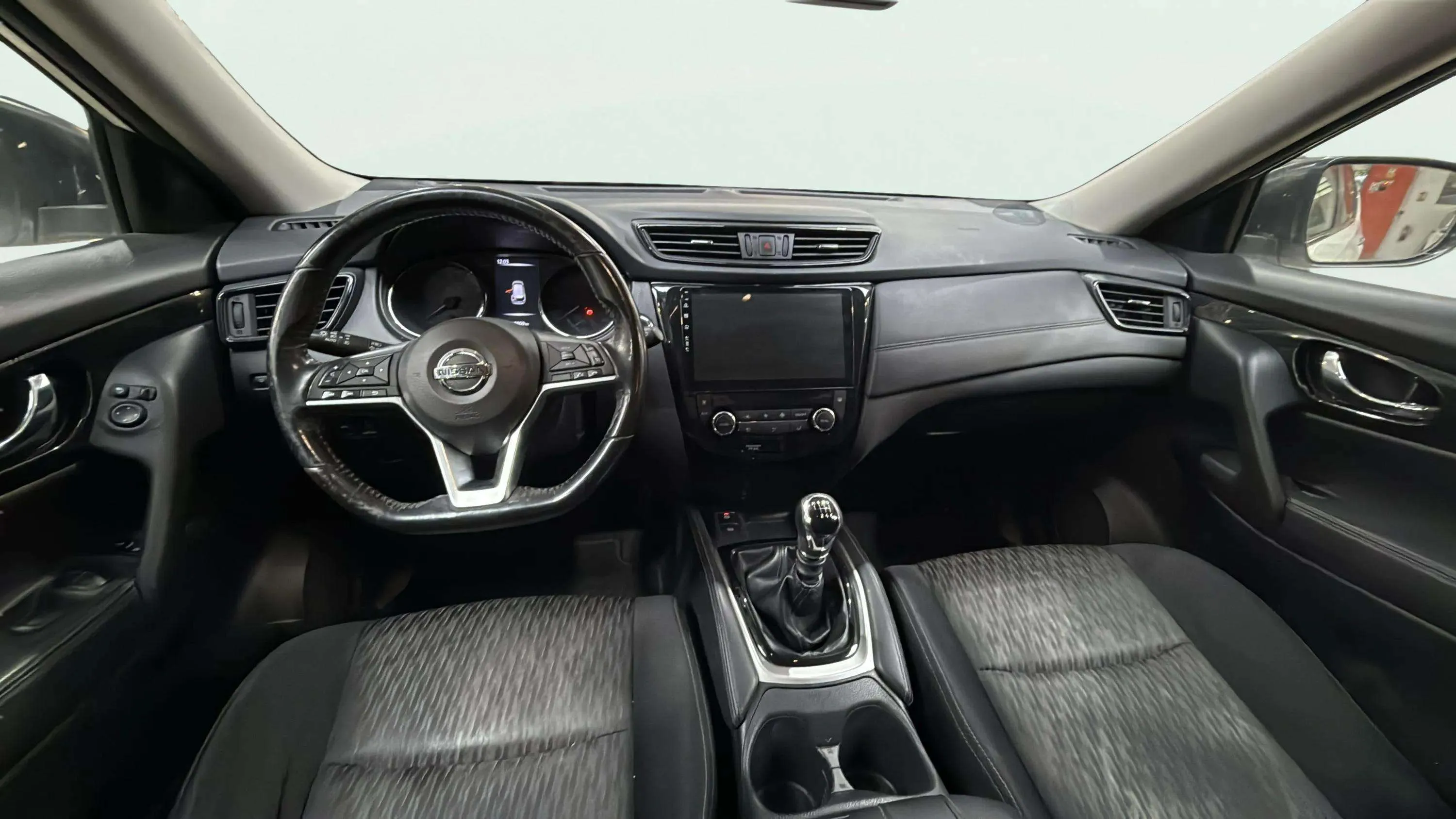 Nissan X-Trail 1.6 DIG-T Tekna - foto 10