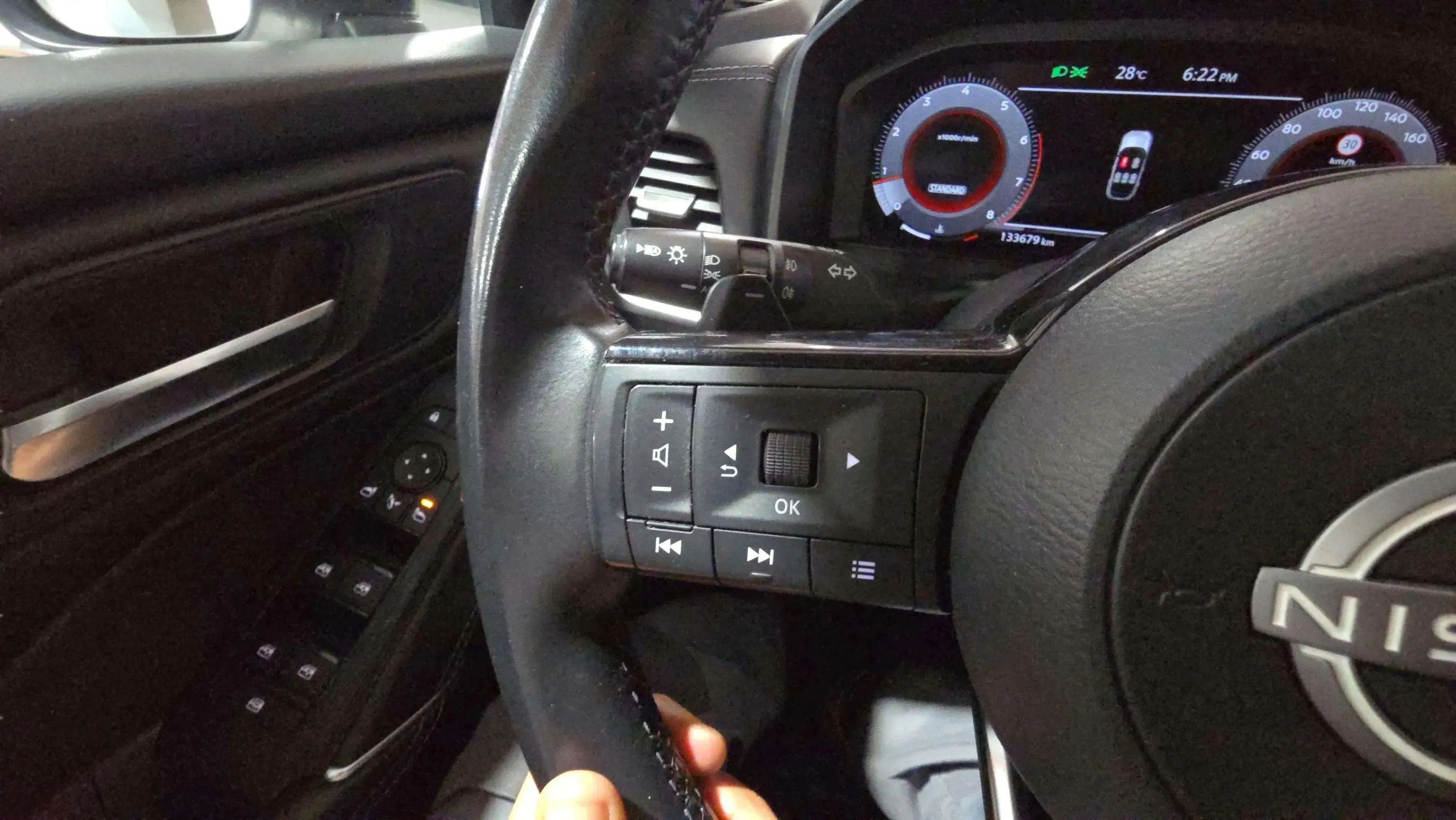 Nissan Qashqai DIG-T mHEV Xtronic 4x4 N-Connecta - foto 29