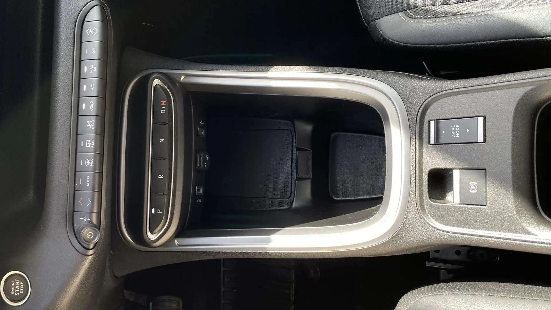Jeep Avenger 1.2 eHybrid Altitude - foto 20