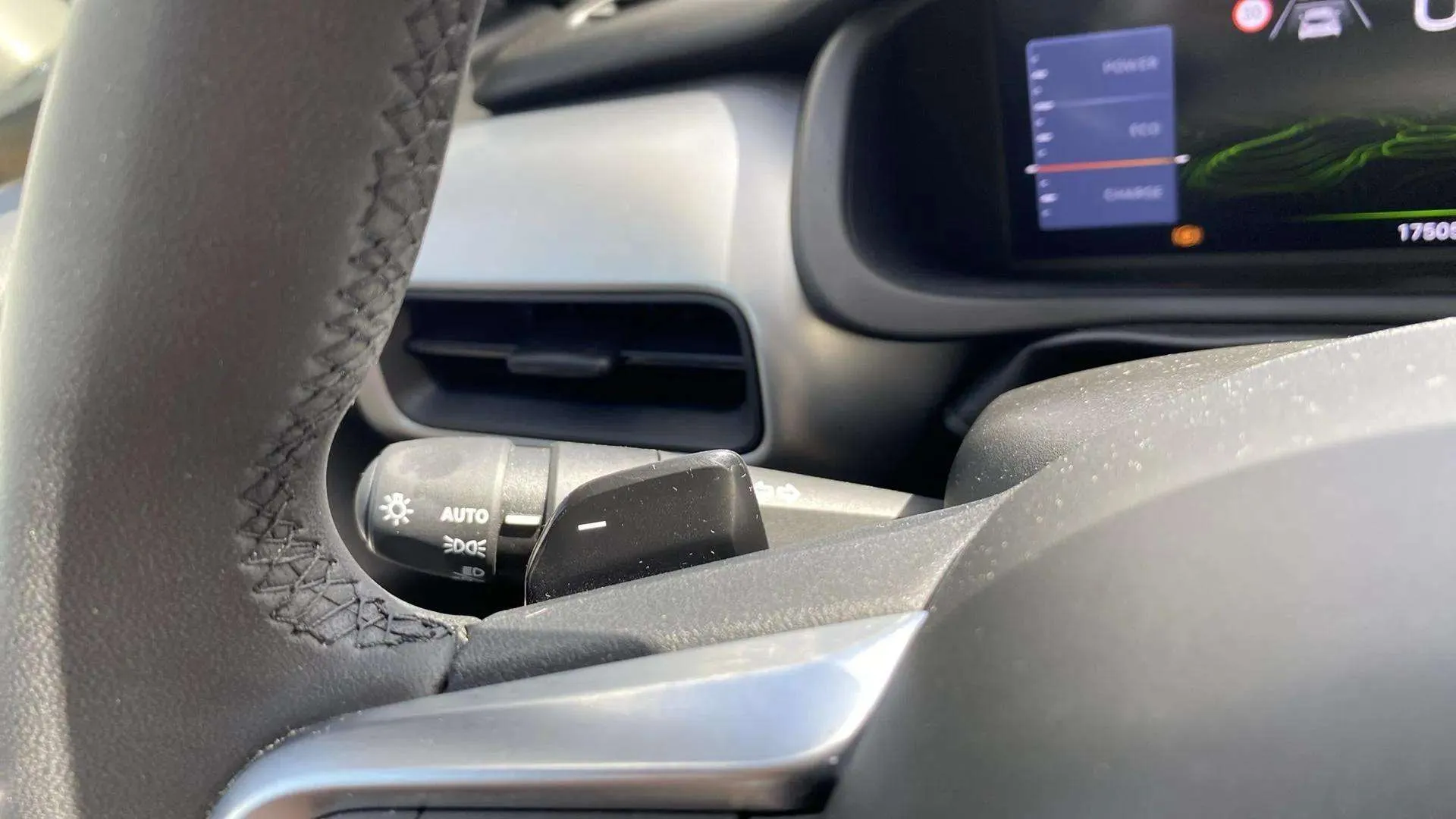 Jeep Avenger 1.2 eHybrid Altitude - foto 18