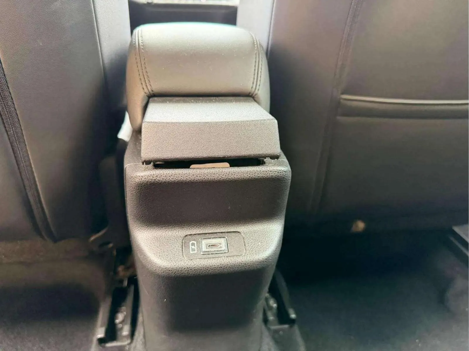 Jeep Avenger 1.2 eHybrid Altitude - foto 12