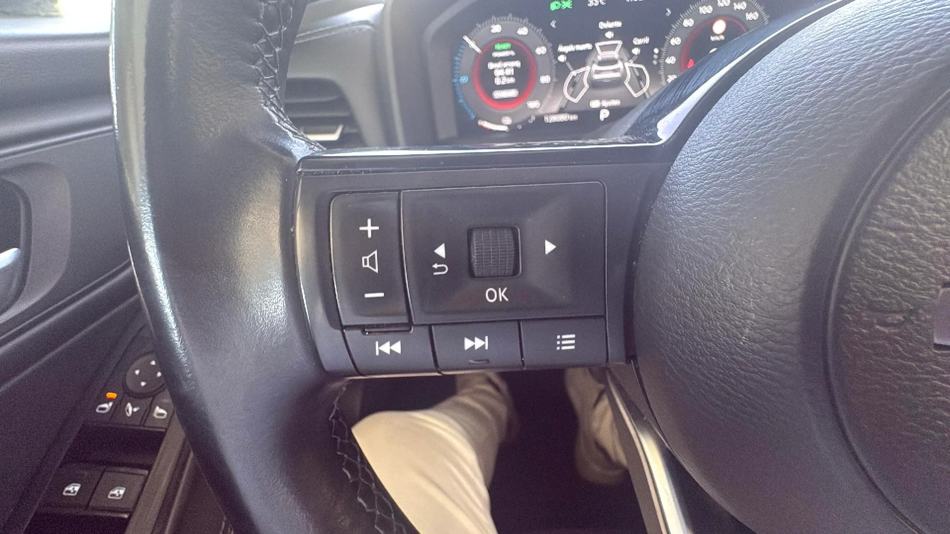 Nissan Qashqai E-POWER N-Connecta - foto 14