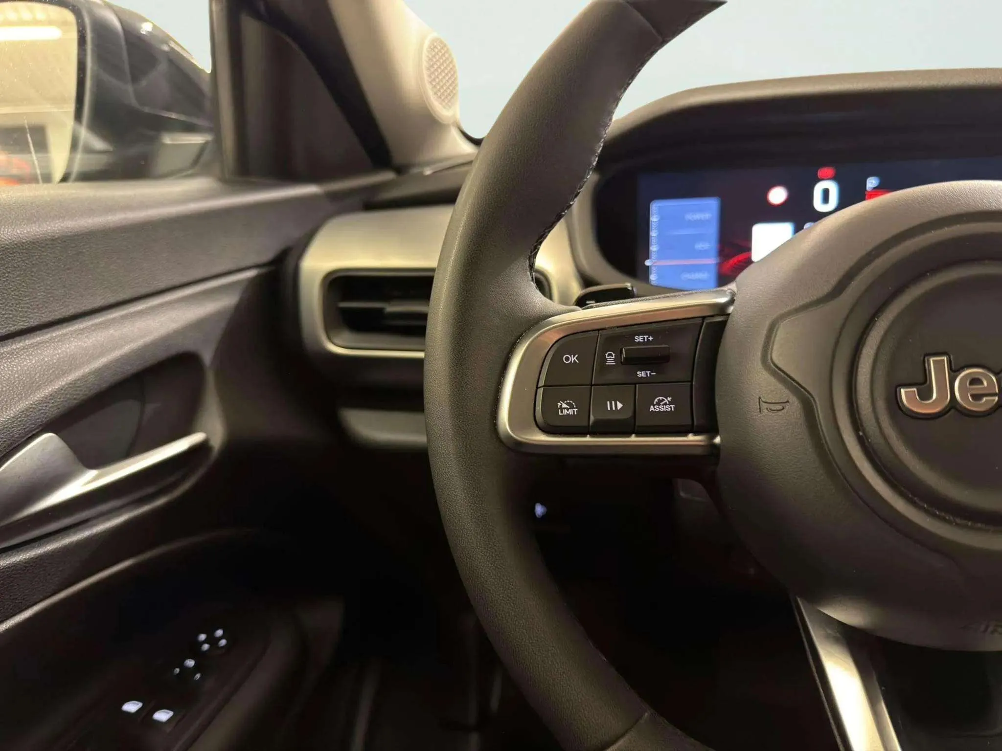Jeep Avenger 1.2 eHybrid Altitude - foto 14