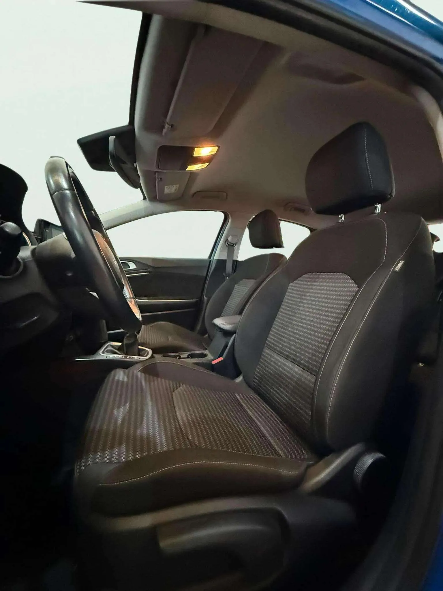 Kia Ceed 1.6 MHEV iMT Concept - foto 18
