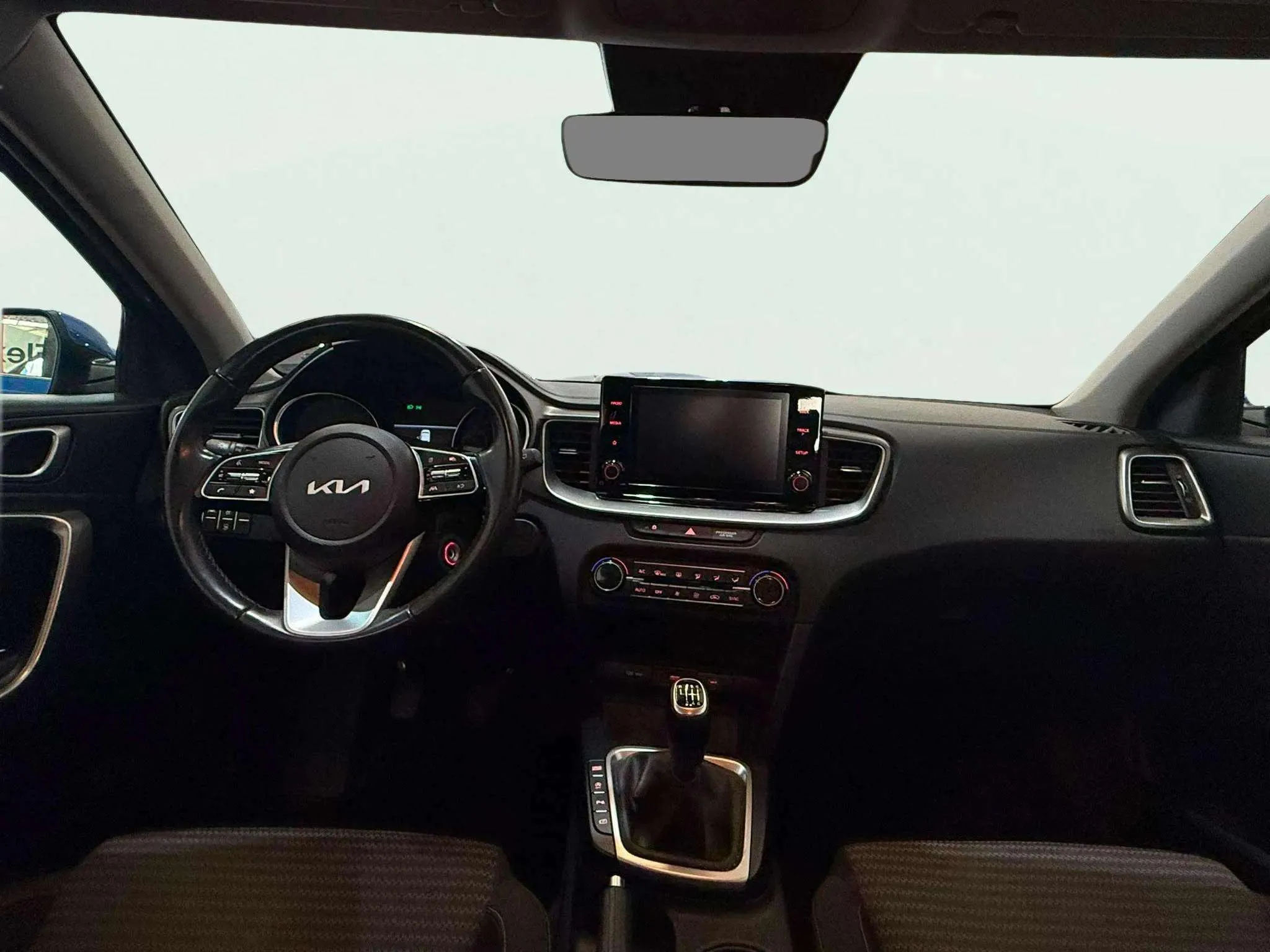 Kia Ceed 1.6 MHEV iMT Concept - foto 6