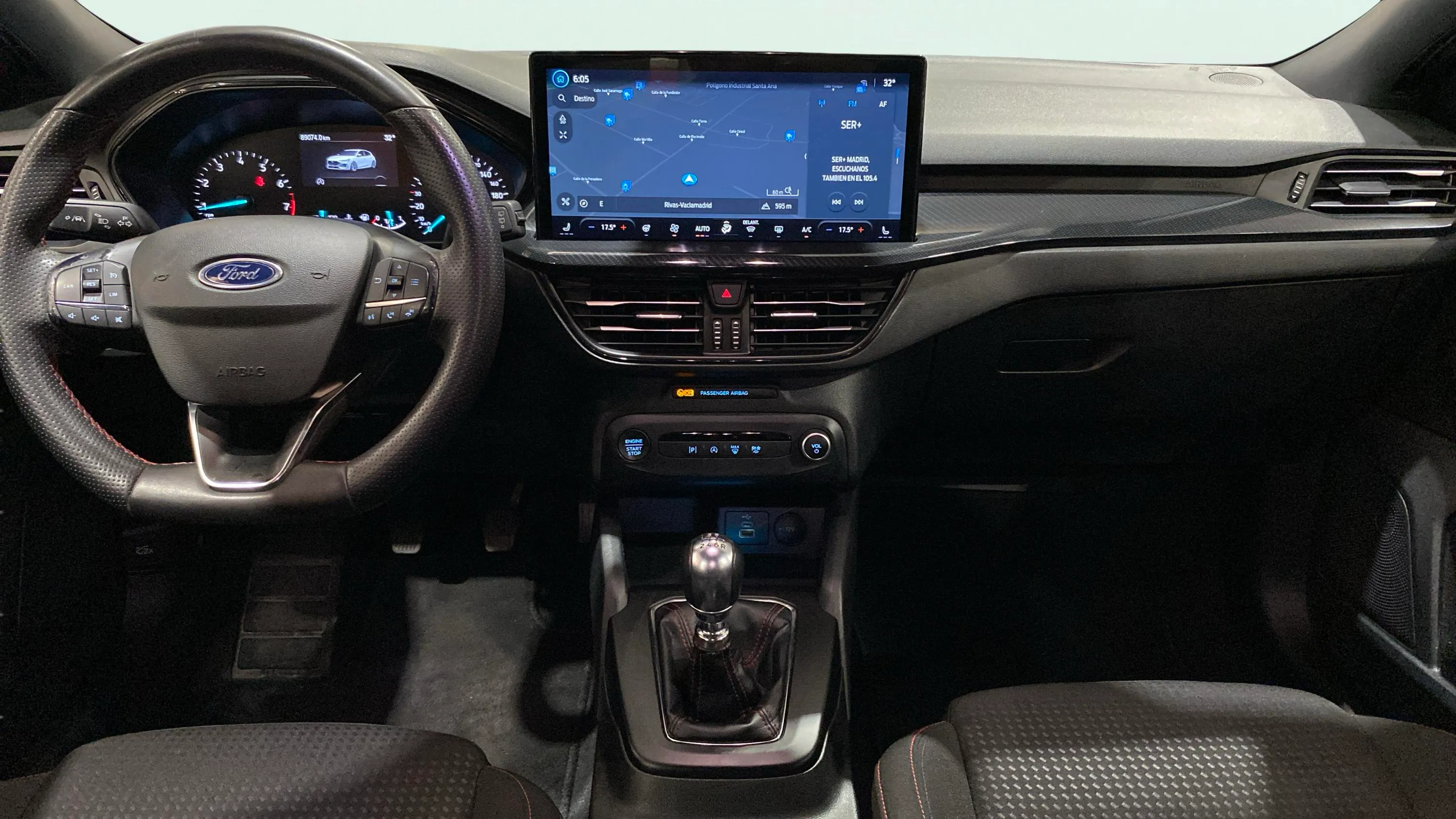 Ford Focus 1.0 EcoBoost MHEV ST-Line - foto 20