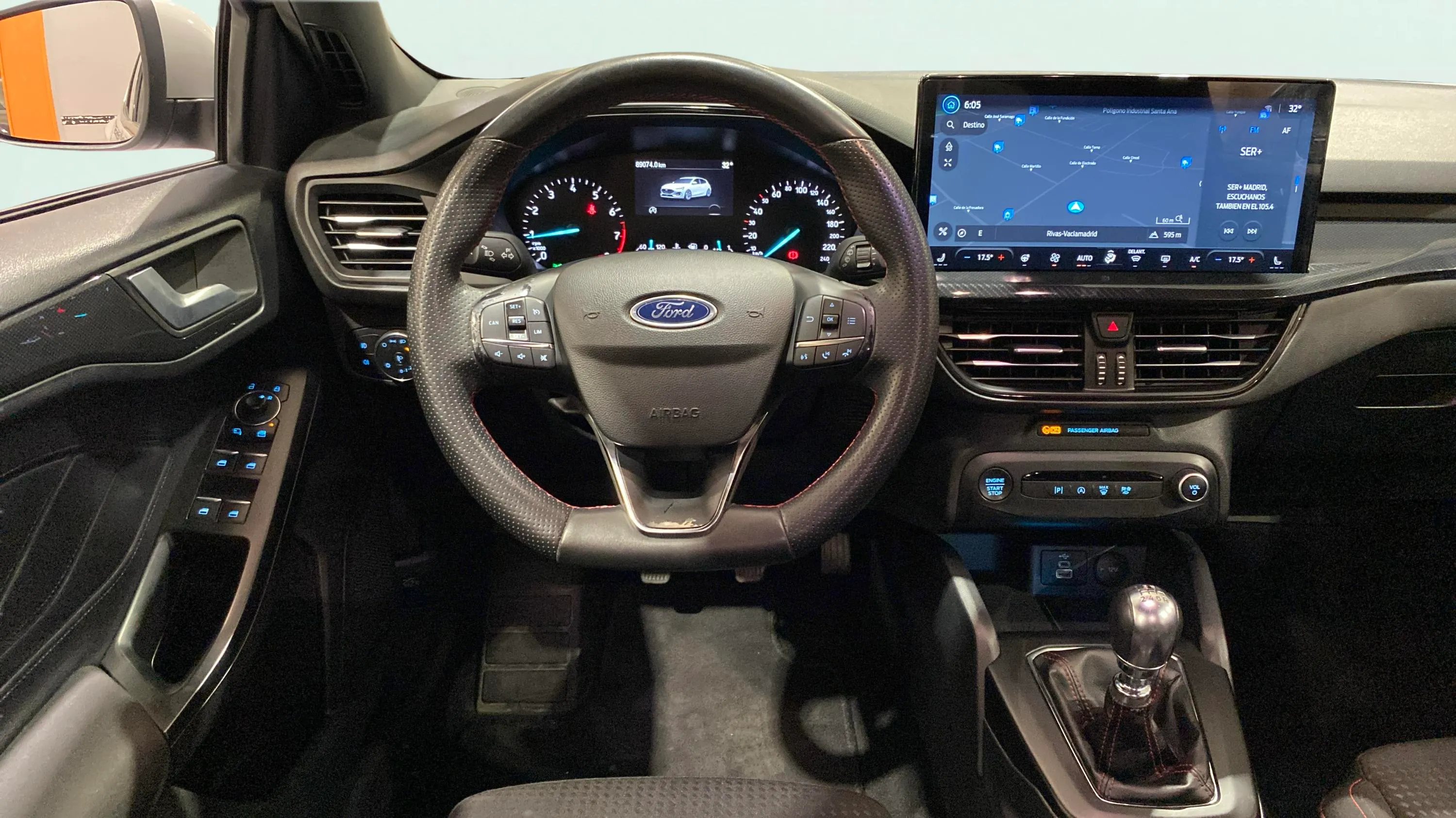 Ford Focus 1.0 EcoBoost MHEV ST-Line - foto 14