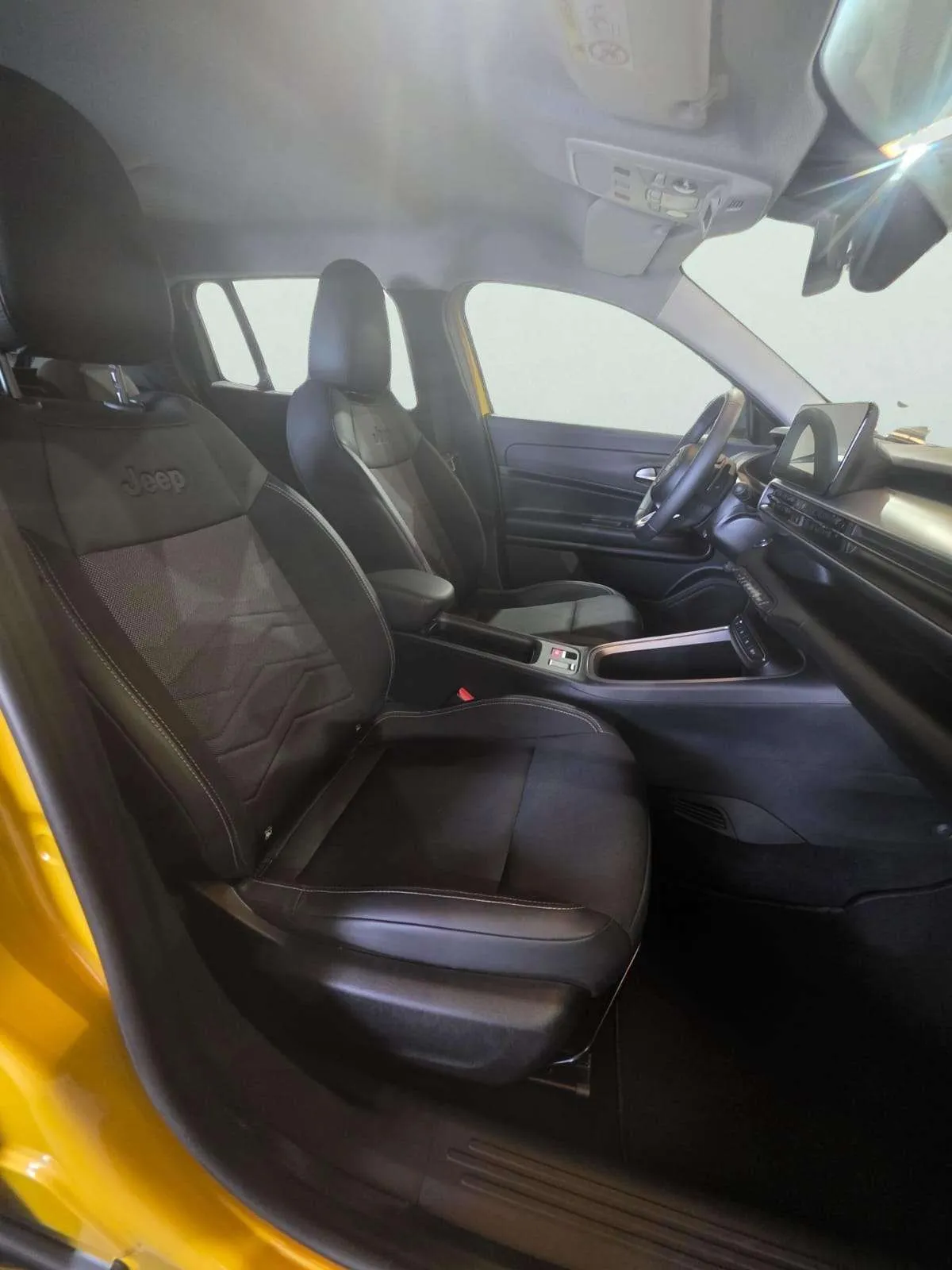 Jeep Avenger 1.2 eHybrid Altitude - foto 8