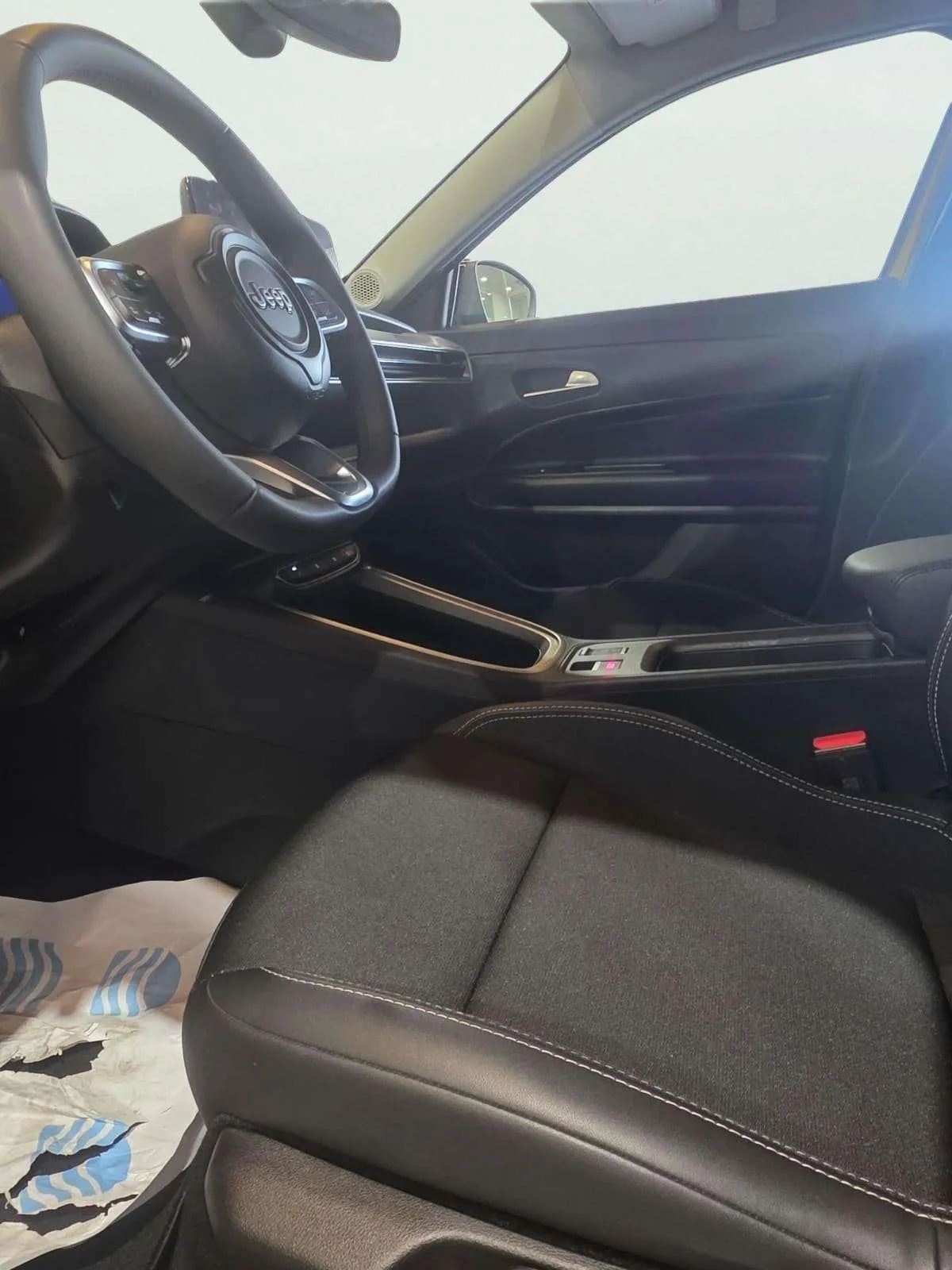 Jeep Avenger 1.2 eHybrid Altitude - foto 14
