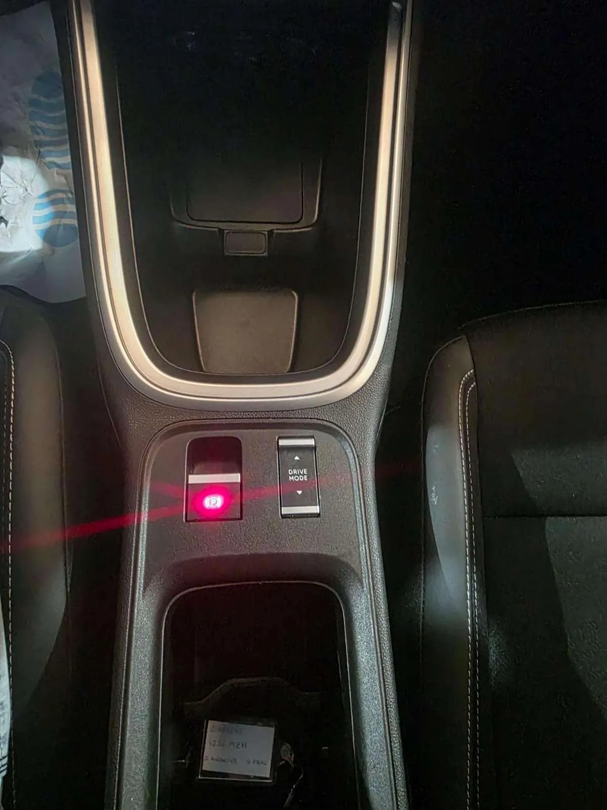Jeep Avenger 1.2 eHybrid Altitude - foto 15